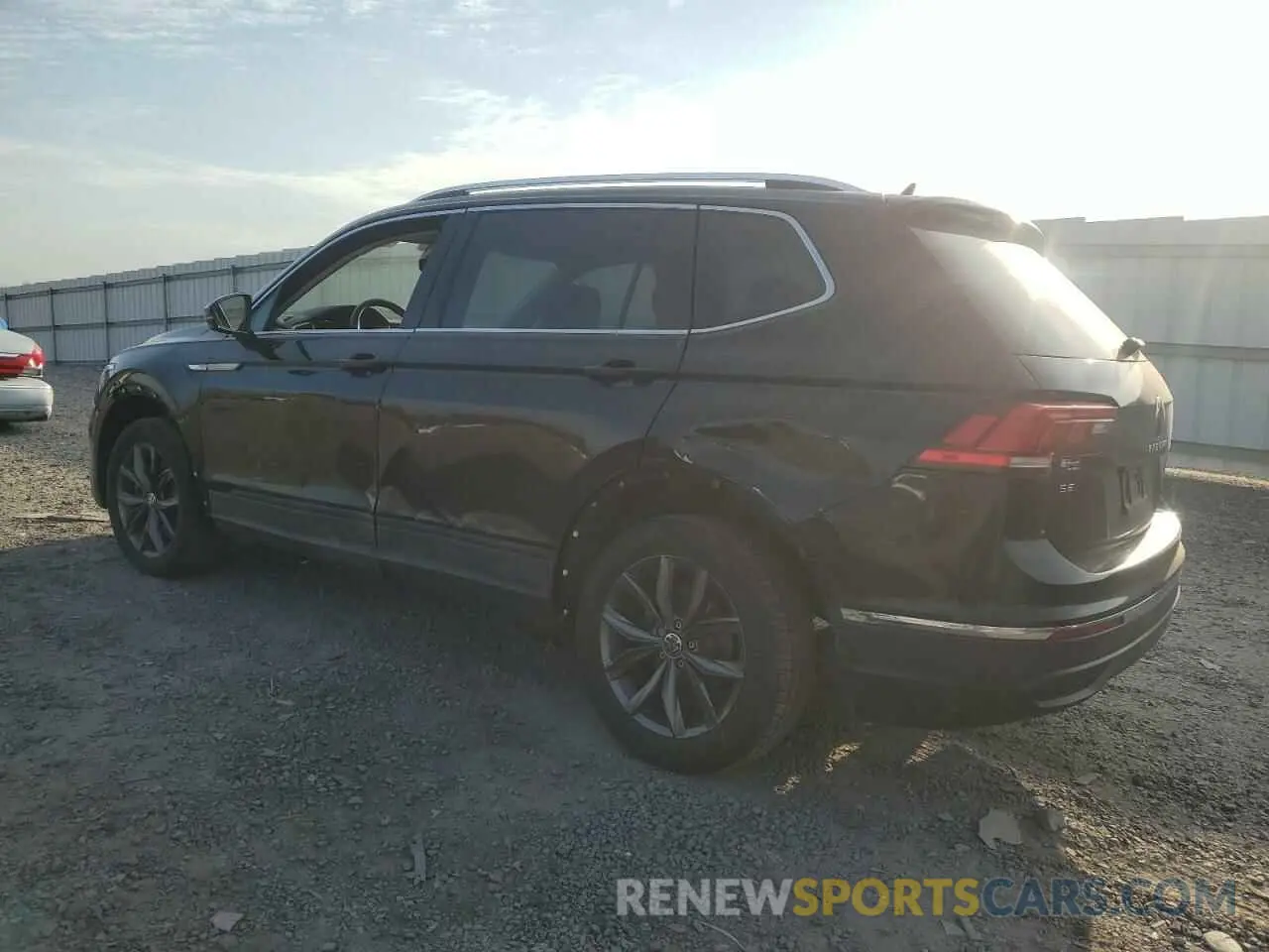 2 fotografías del automóvil dañado 3VV2B7AX9NM161654 VOLKSWAGEN TIGUAN 2022