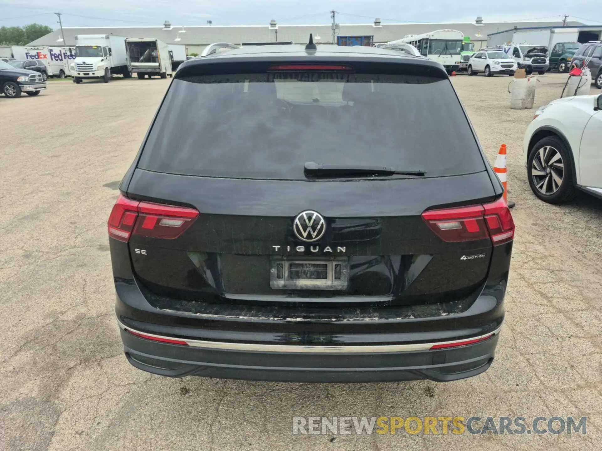 10 fotografías del automóvil dañado 3VV2B7AXXNM104363 VOLKSWAGEN TIGUAN 2022