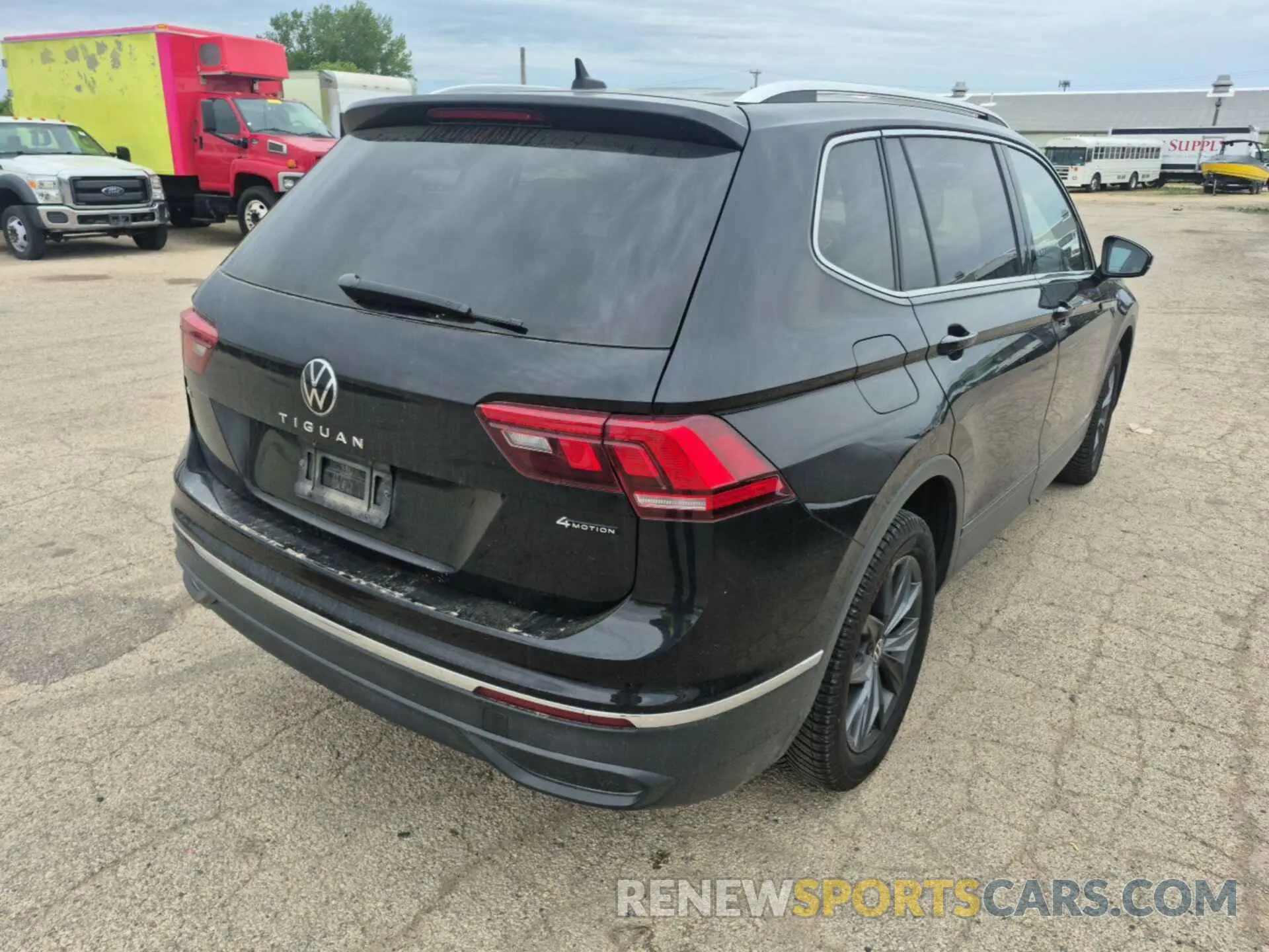 13 fotografías del automóvil dañado 3VV2B7AXXNM104363 VOLKSWAGEN TIGUAN 2022