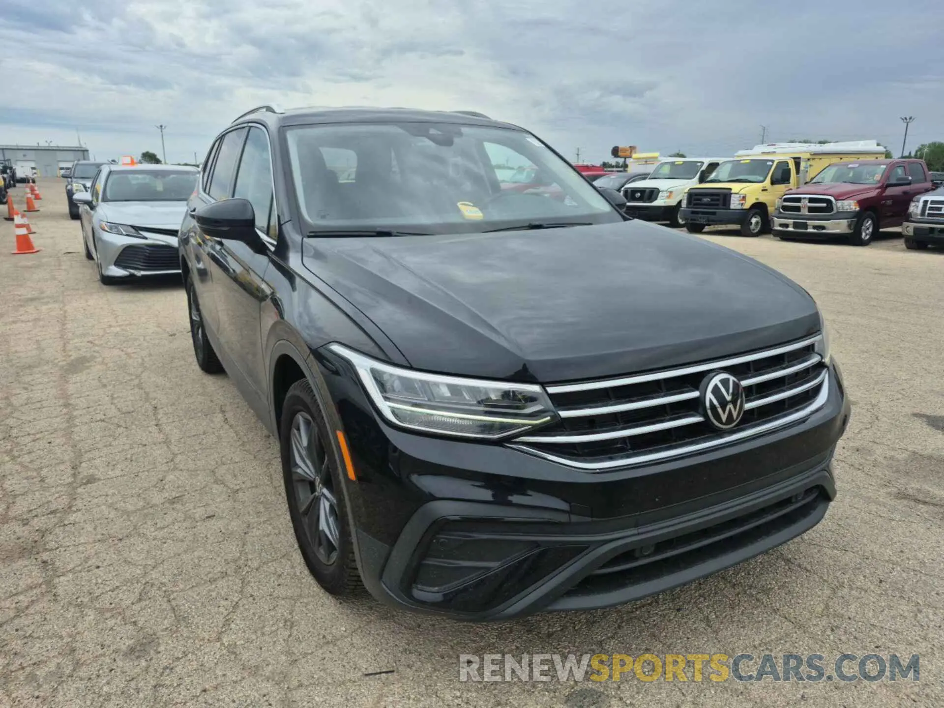 4 fotografías del automóvil dañado 3VV2B7AXXNM104363 VOLKSWAGEN TIGUAN 2022
