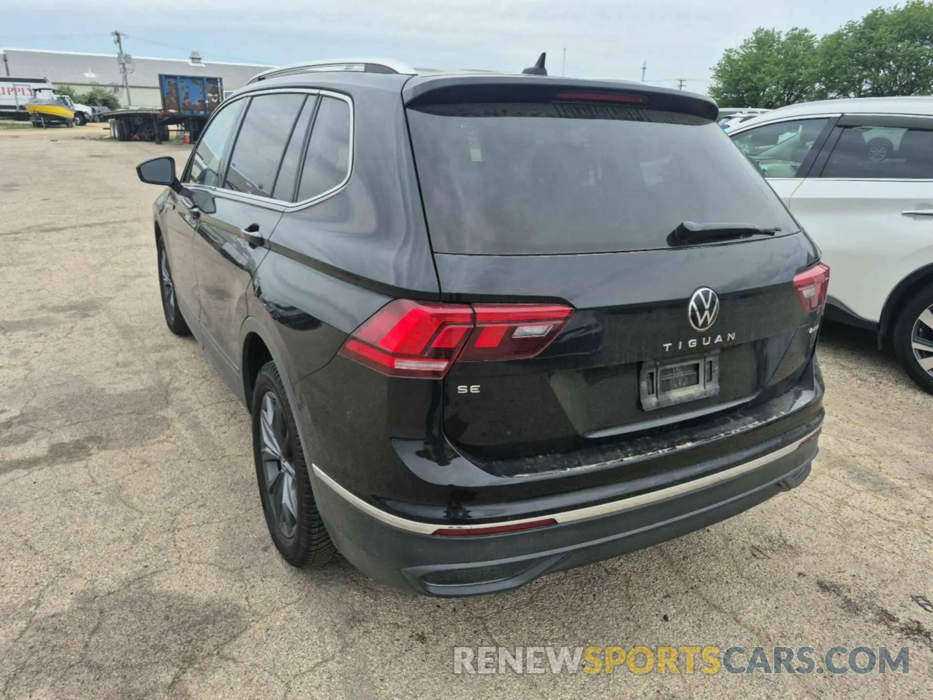 6 fotografías del automóvil dañado 3VV2B7AXXNM104363 VOLKSWAGEN TIGUAN 2022