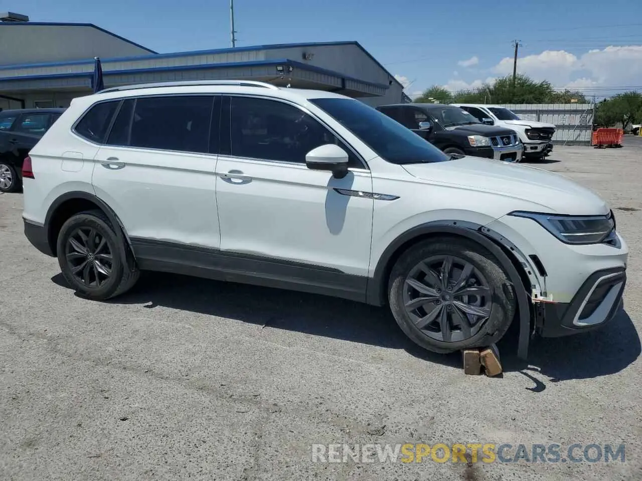 4 fotografías del automóvil dañado 3VV3B7AX0NM033243 VOLKSWAGEN TIGUAN 2022