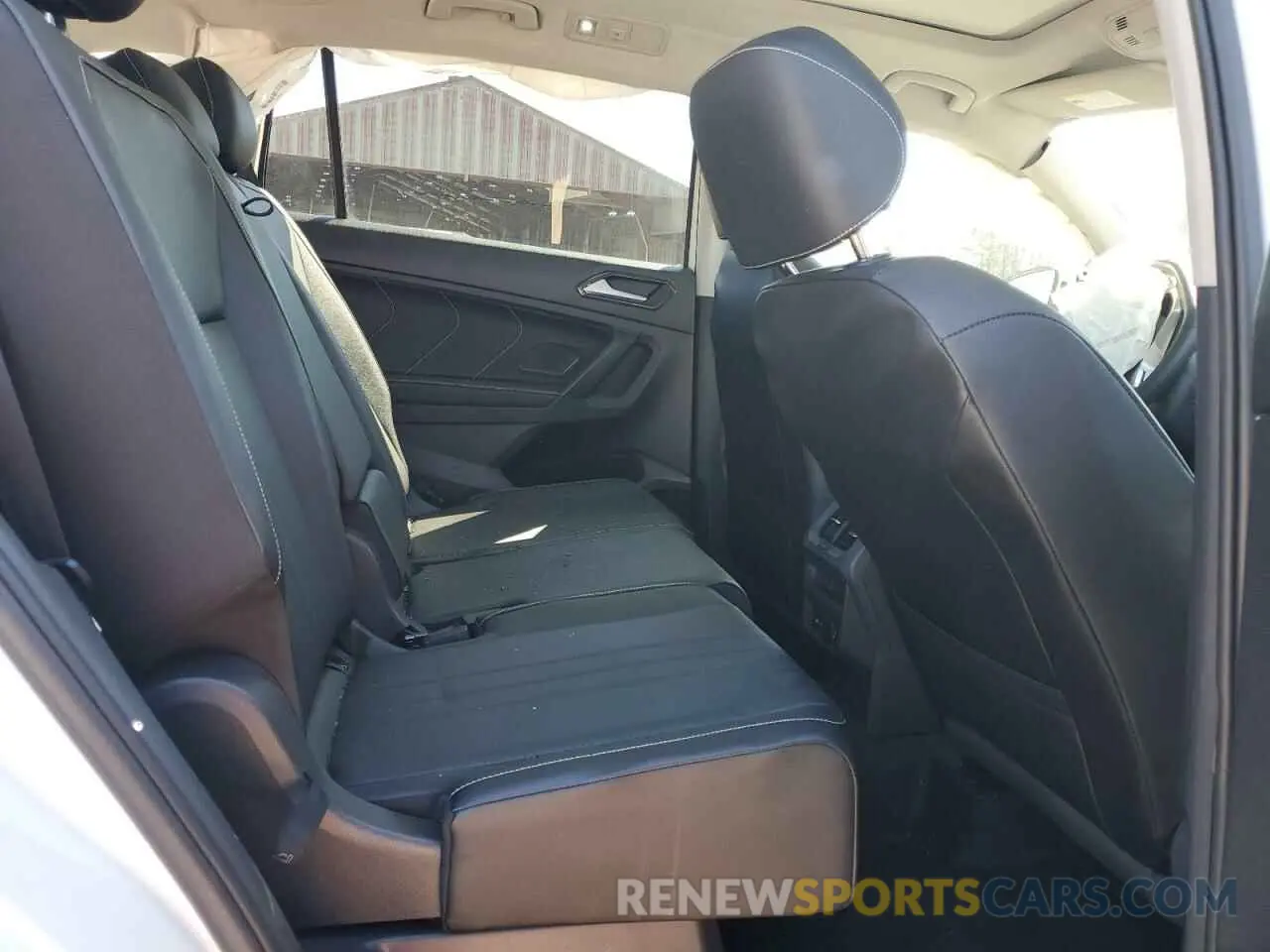 11 fotografías del automóvil dañado 3VV3B7AX6NM014132 VOLKSWAGEN TIGUAN 2022