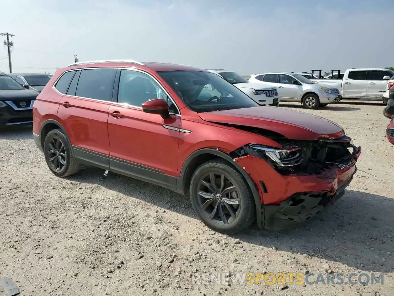 4 fotografías del automóvil dañado 3VV3B7AX8NM013029 VOLKSWAGEN TIGUAN 2022