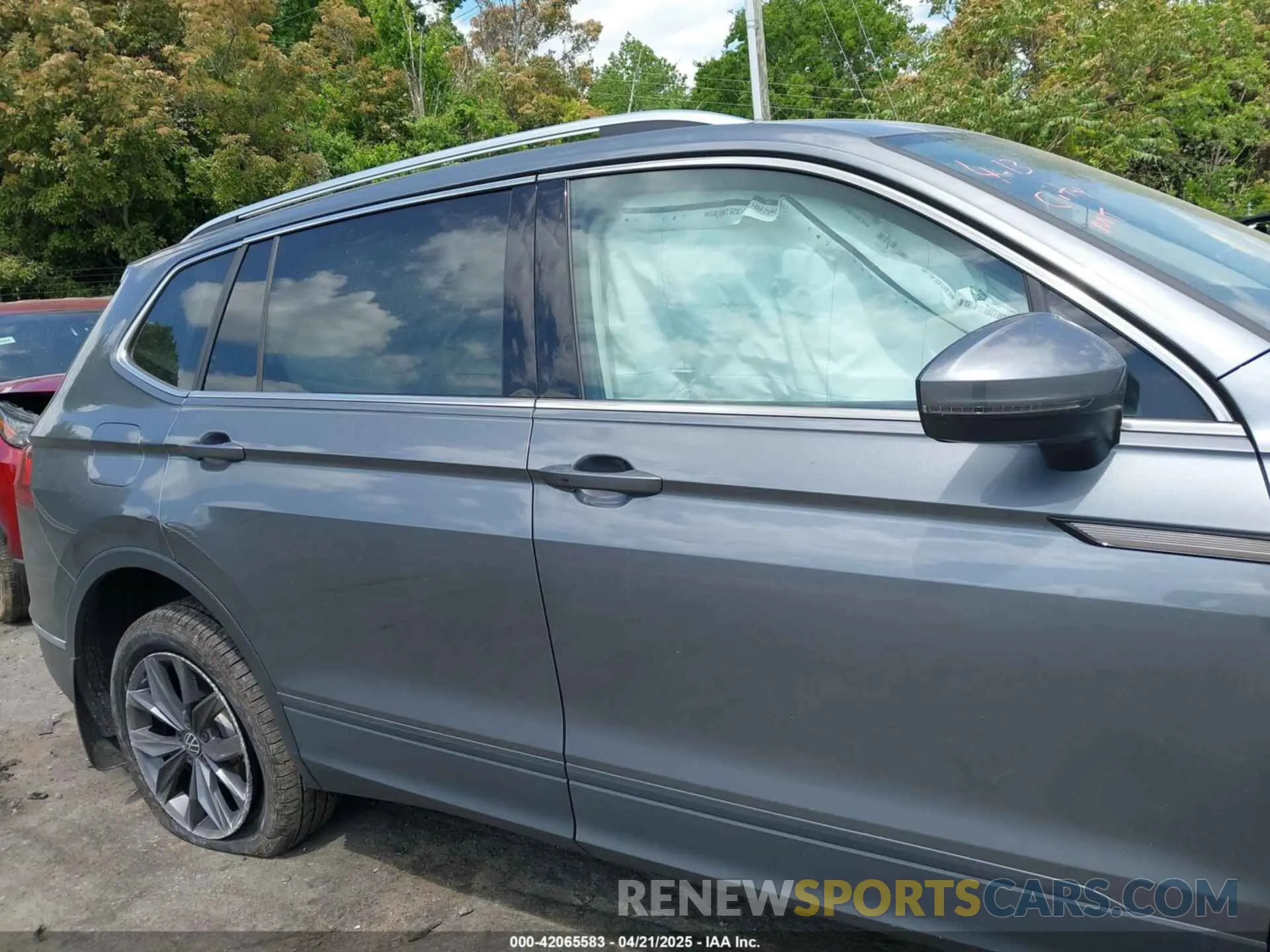 13 fotografías del automóvil dañado 3VV3B7AX9NM089164 VOLKSWAGEN TIGUAN 2022