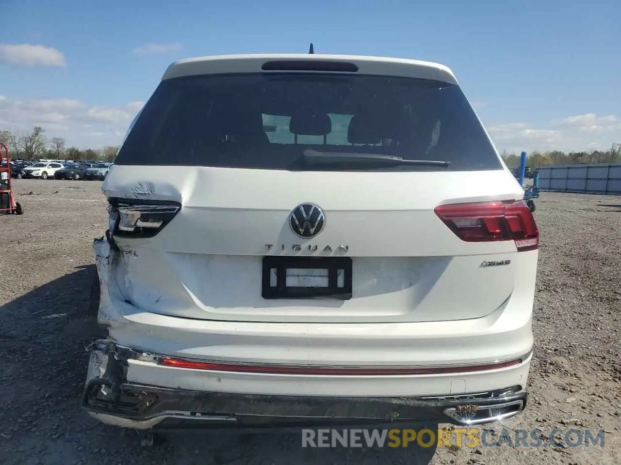 6 fotografías del automóvil dañado 3VV4B7AX2NM113423 VOLKSWAGEN TIGUAN 2022