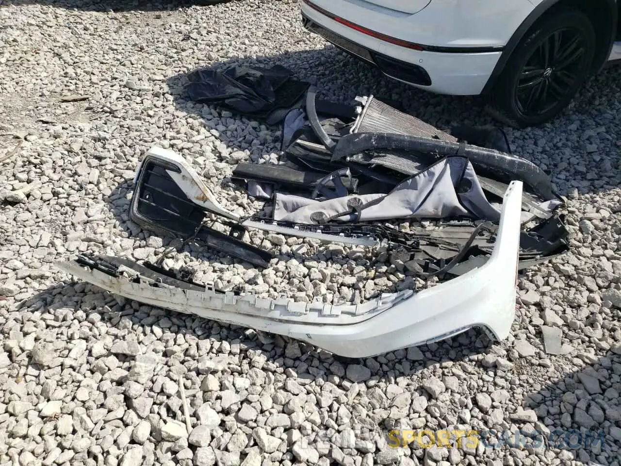 13 fotografías del automóvil dañado 3VV8B7AX1NM103449 VOLKSWAGEN TIGUAN 2022
