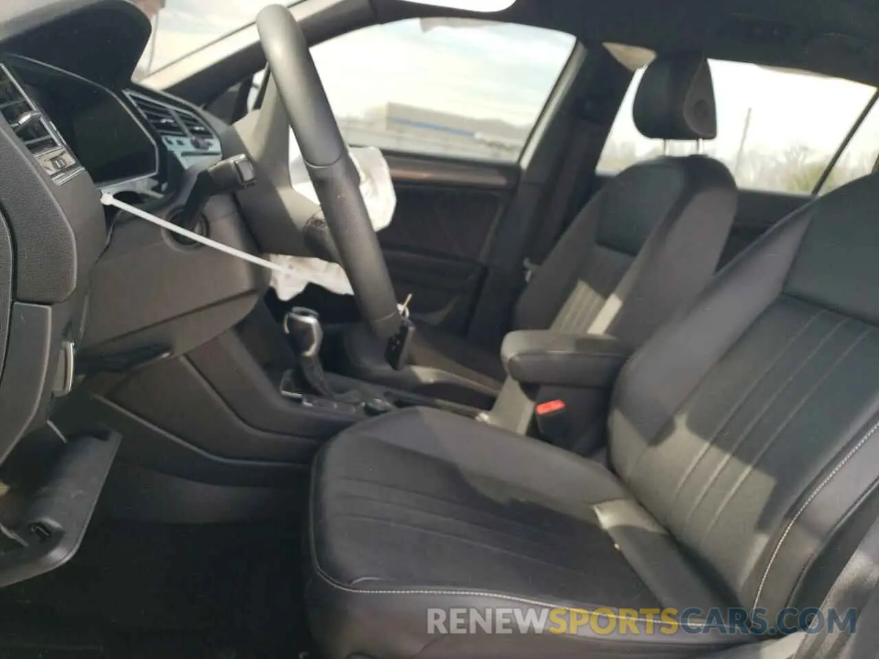 7 fotografías del automóvil dañado 3VV8B7AX1NM103449 VOLKSWAGEN TIGUAN 2022