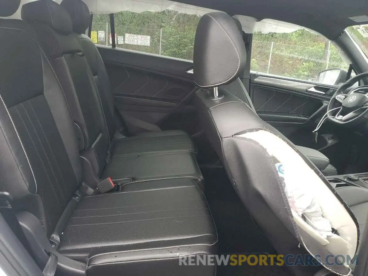 11 fotografías del automóvil dañado 3VV8B7AX1NM174571 VOLKSWAGEN TIGUAN 2022