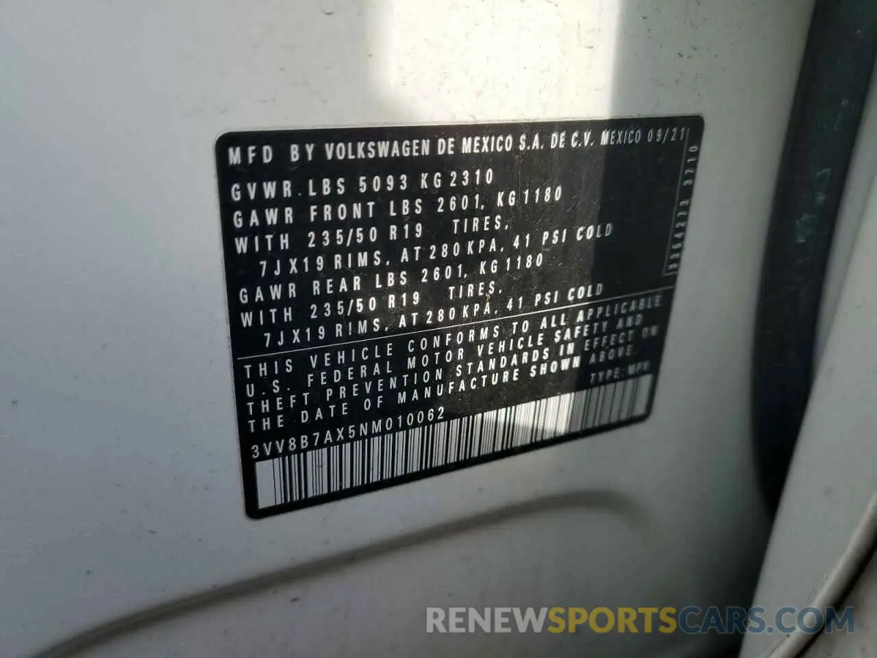 13 fotografías del automóvil dañado 3VV8B7AX5NM010062 VOLKSWAGEN TIGUAN 2022