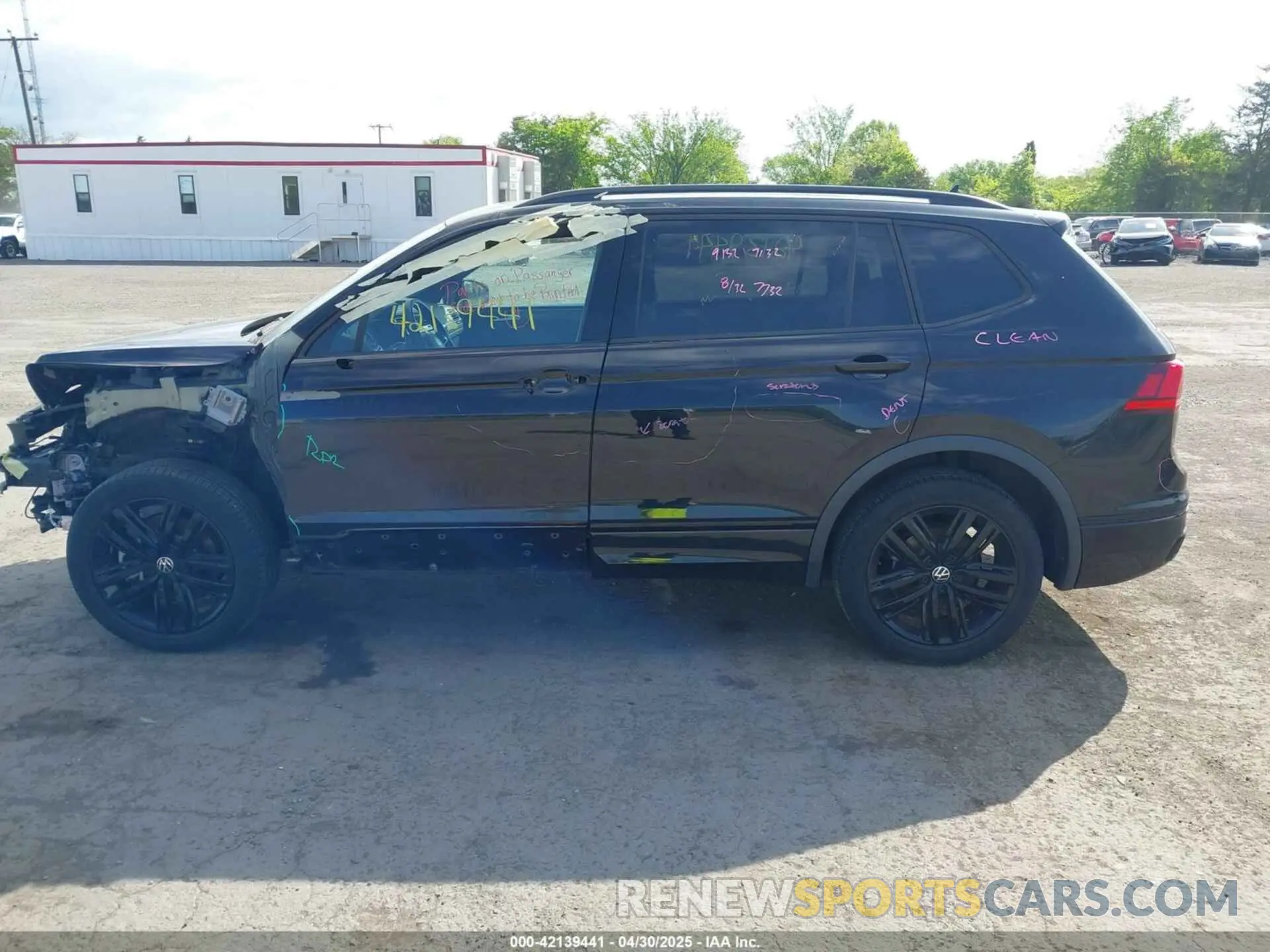 15 fotografías del automóvil dañado 3VV8B7AX8NM111161 VOLKSWAGEN TIGUAN 2022