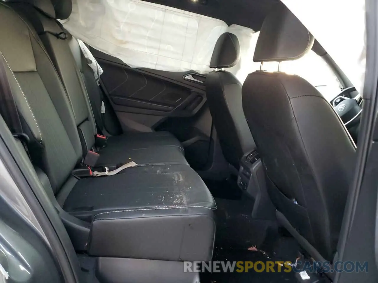 10 fotografías del automóvil dañado 3VV8B7AXXNM133016 VOLKSWAGEN TIGUAN 2022