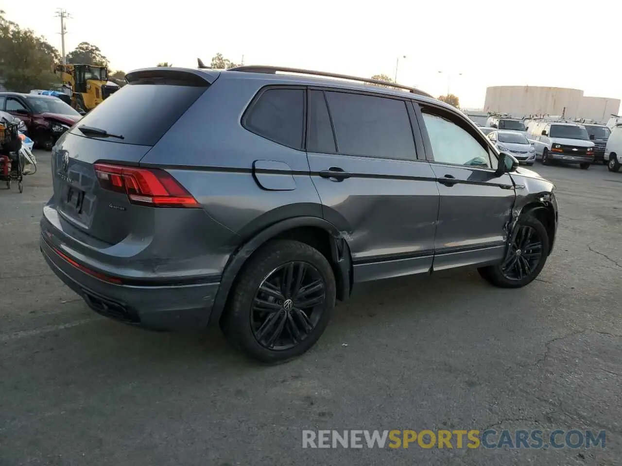 3 fotografías del automóvil dañado 3VV8B7AXXNM133016 VOLKSWAGEN TIGUAN 2022