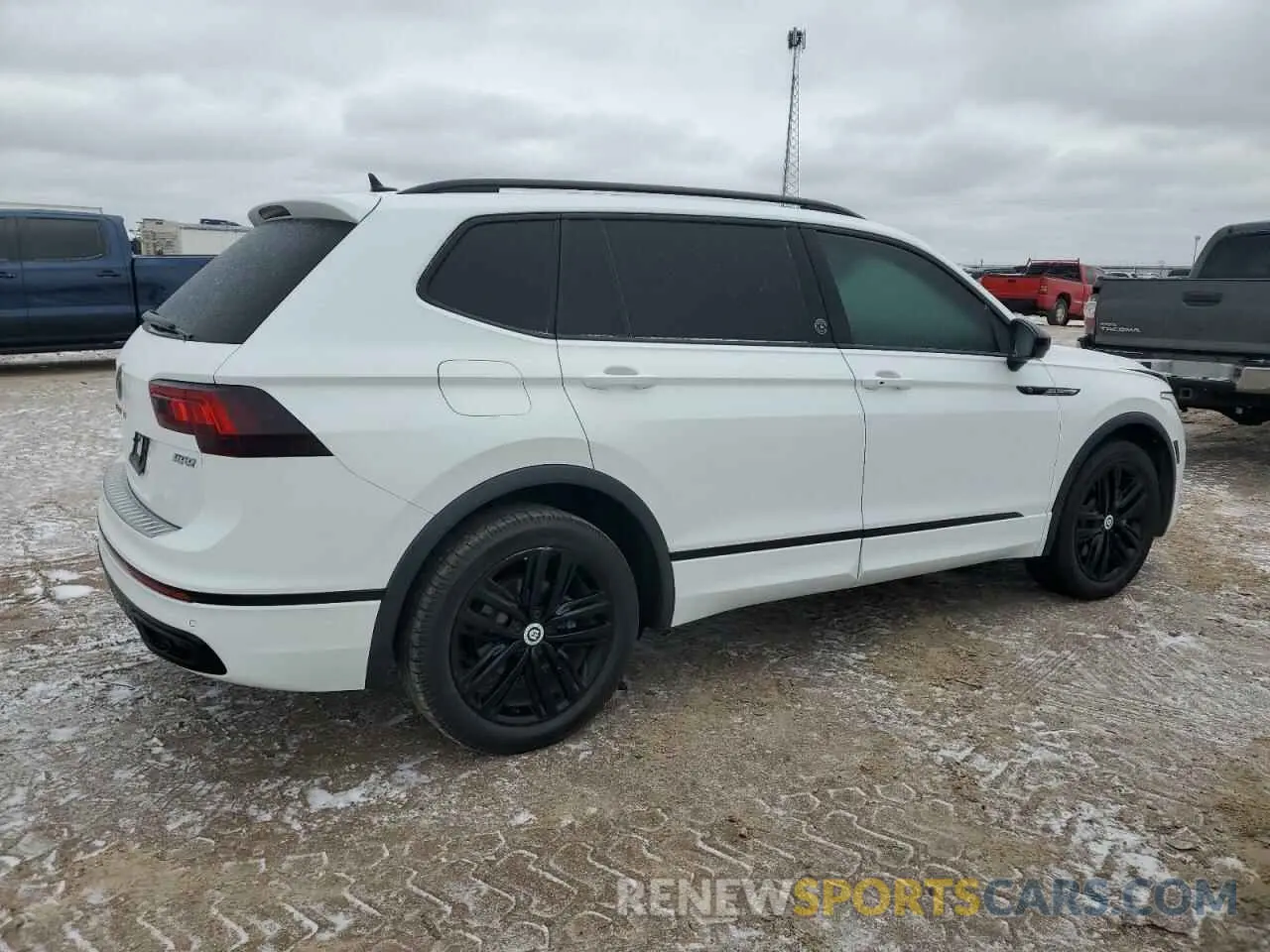3 fotografías del automóvil dañado 3VVCB7AX0NM045036 VOLKSWAGEN TIGUAN 2022