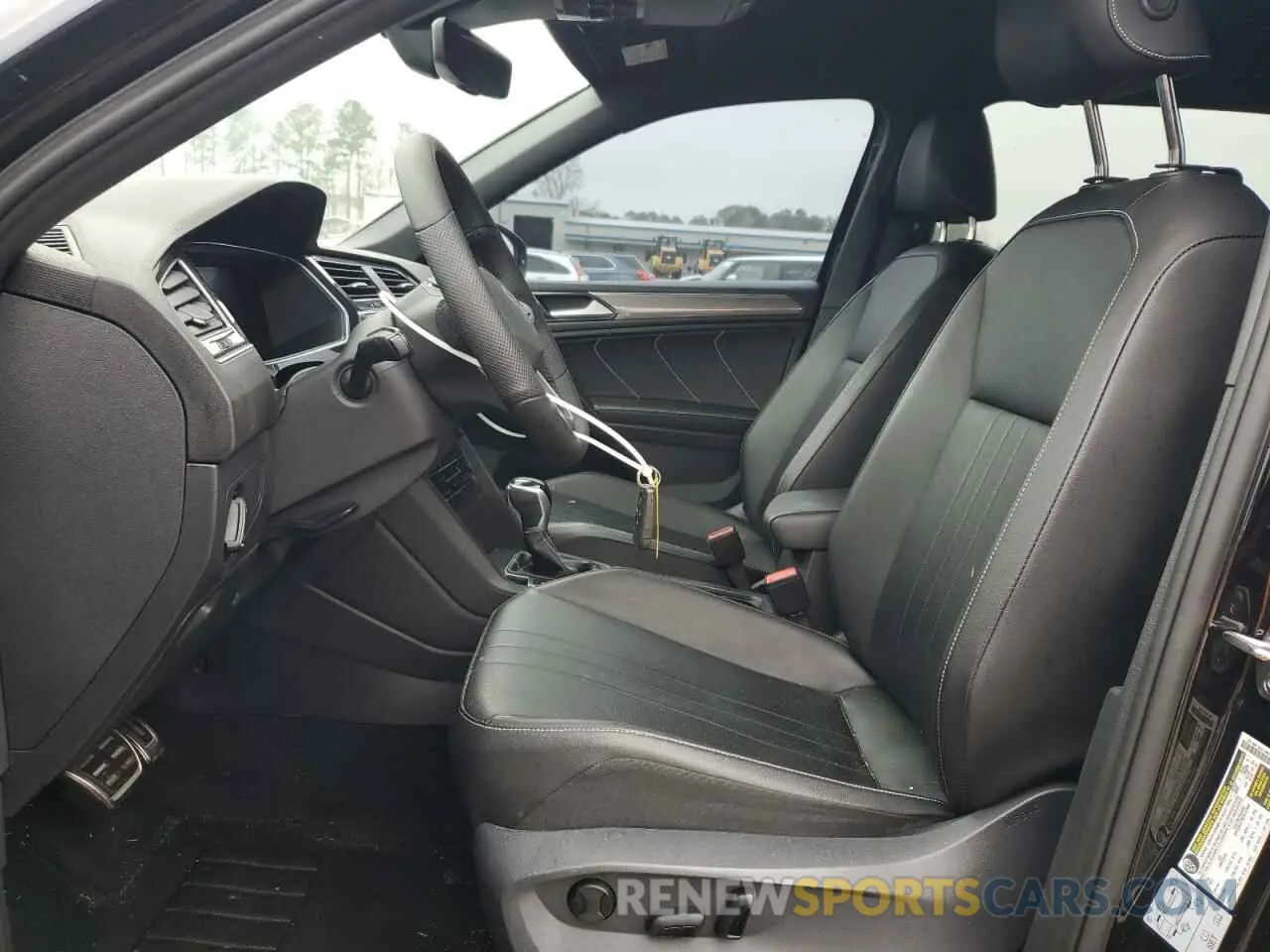 7 fotografías del automóvil dañado 3VVCB7AX1NM033977 VOLKSWAGEN TIGUAN 2022