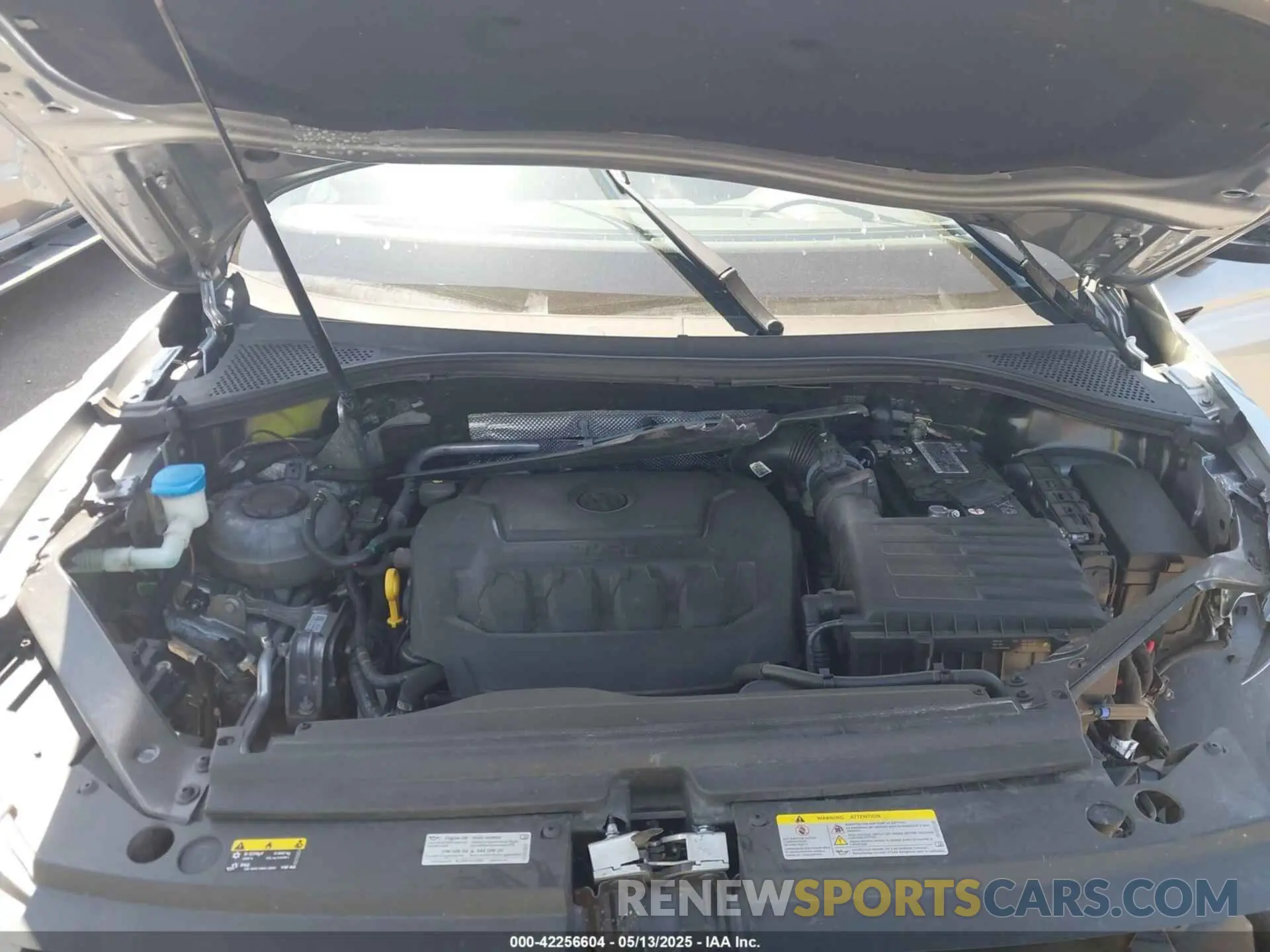 10 fotografías del automóvil dañado 3VVCB7AX2NM003645 VOLKSWAGEN TIGUAN 2022