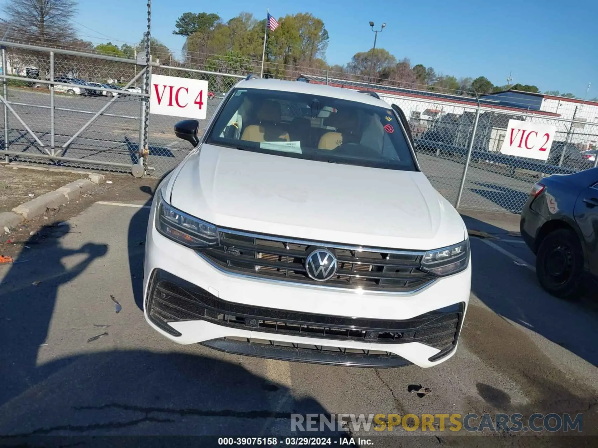 12 fotografías del automóvil dañado 3VVCB7AX3NM009759 VOLKSWAGEN TIGUAN 2022