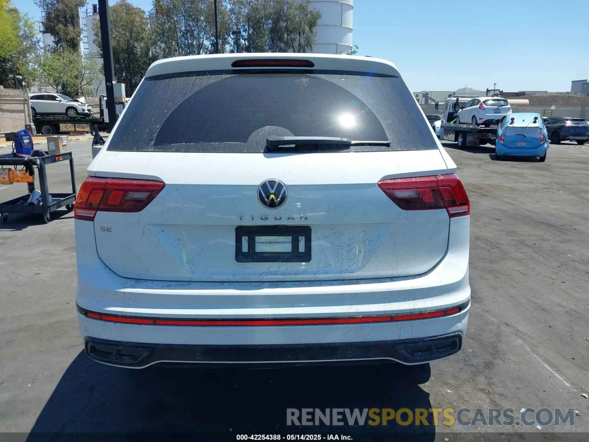16 fotografías del automóvil dañado 3VVCB7AX3NM073218 VOLKSWAGEN TIGUAN 2022
