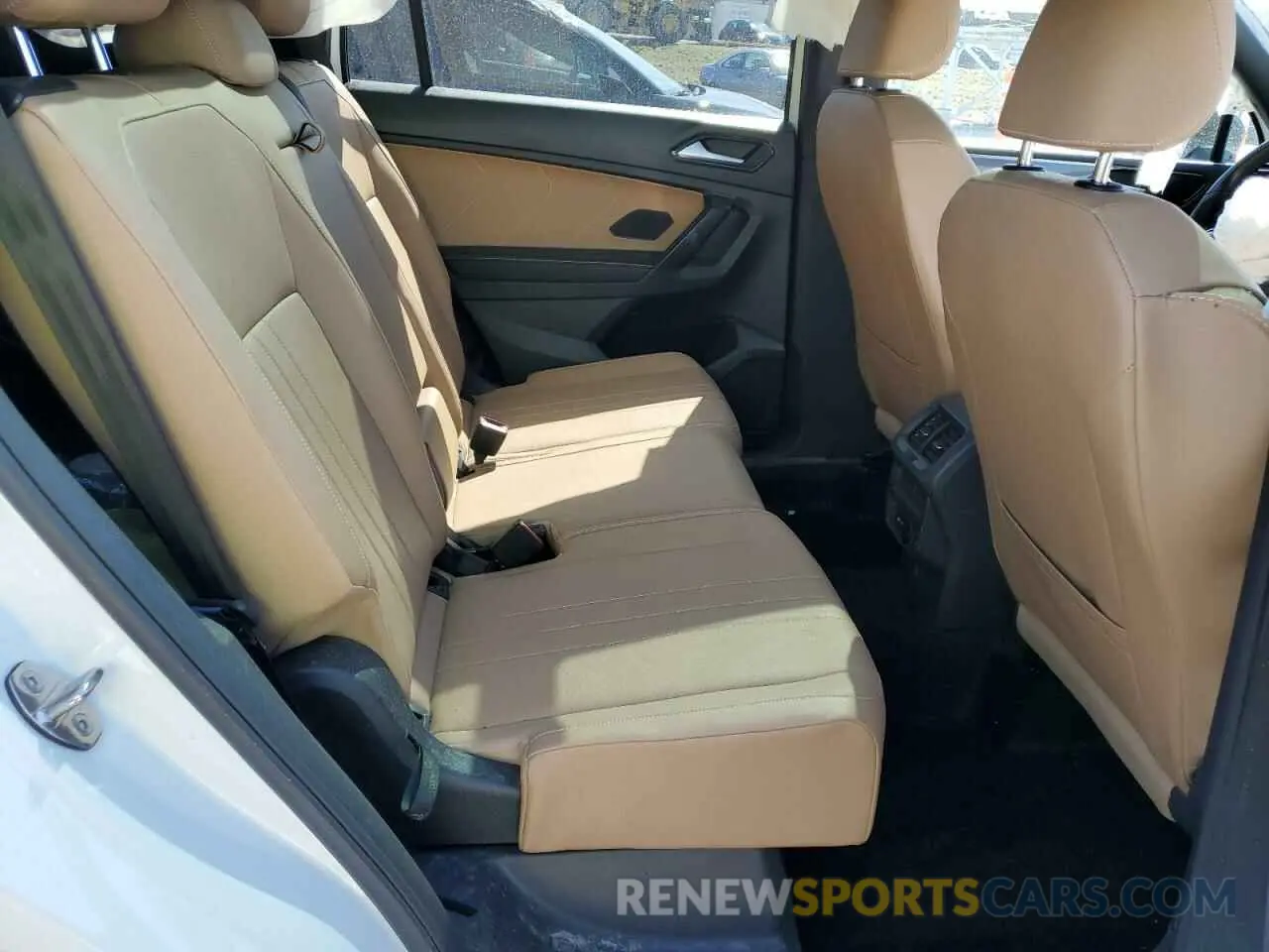 12 fotografías del automóvil dañado 3VVCB7AX7NM058155 VOLKSWAGEN TIGUAN 2022
