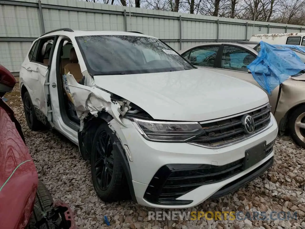 4 fotografías del automóvil dañado 3VVCB7AX7NM058155 VOLKSWAGEN TIGUAN 2022