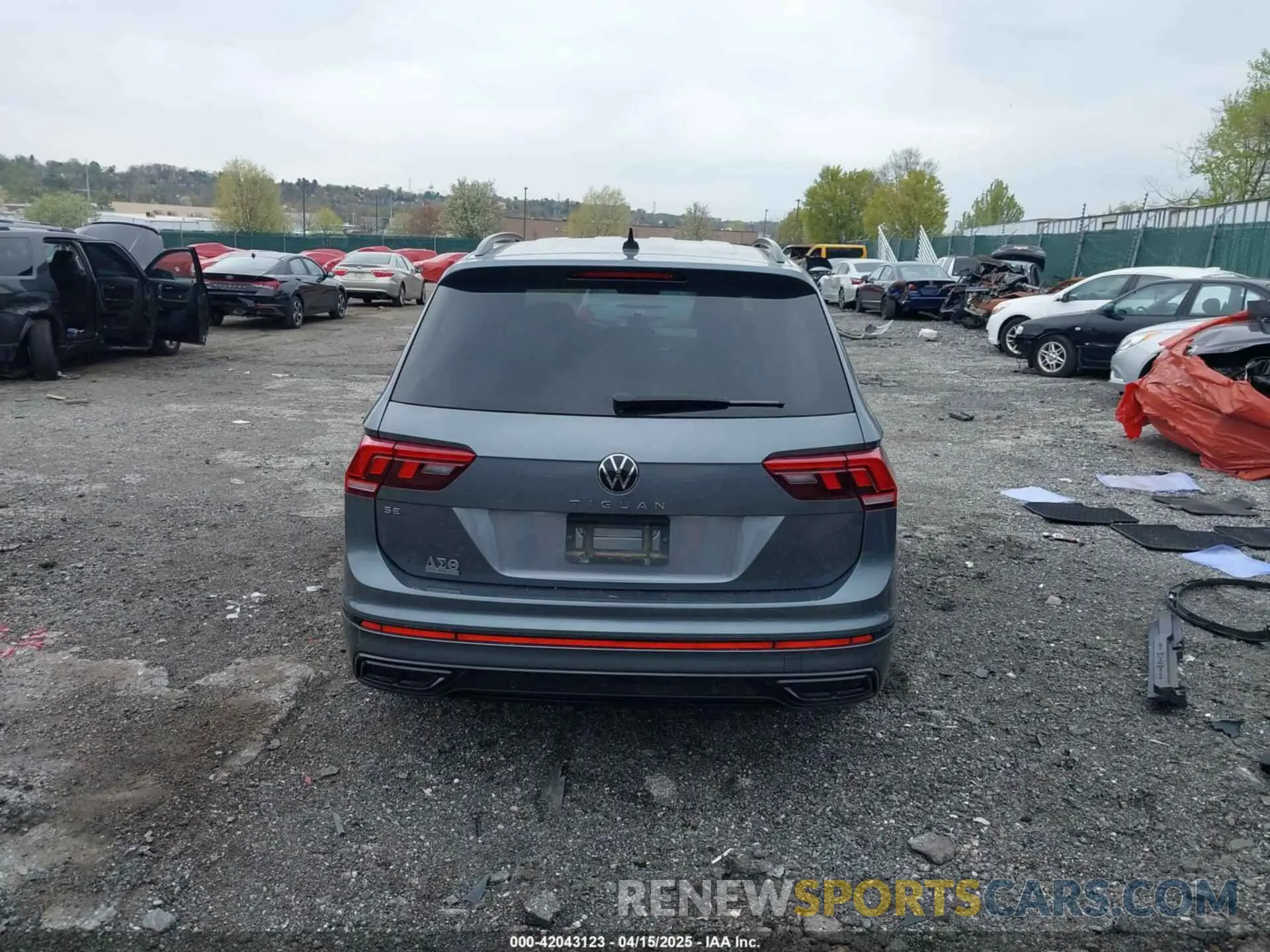 17 fotografías del automóvil dañado 3VVCB7AX9NM014741 VOLKSWAGEN TIGUAN 2022