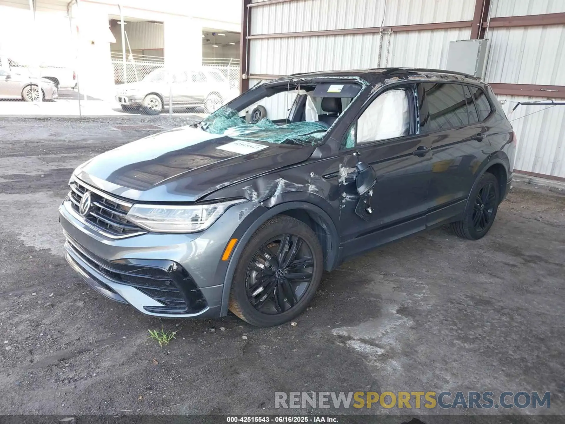 2 fotografías del automóvil dañado 3VVCB7AXXNM091425 VOLKSWAGEN TIGUAN 2022