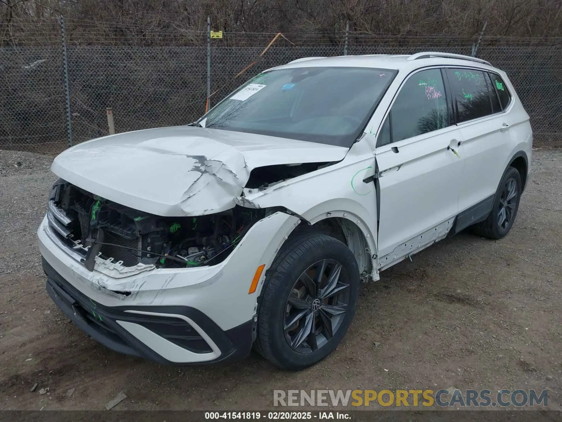 6 fotografías del automóvil dañado 3VV2B7AX8PM062519 VOLKSWAGEN TIGUAN 2023