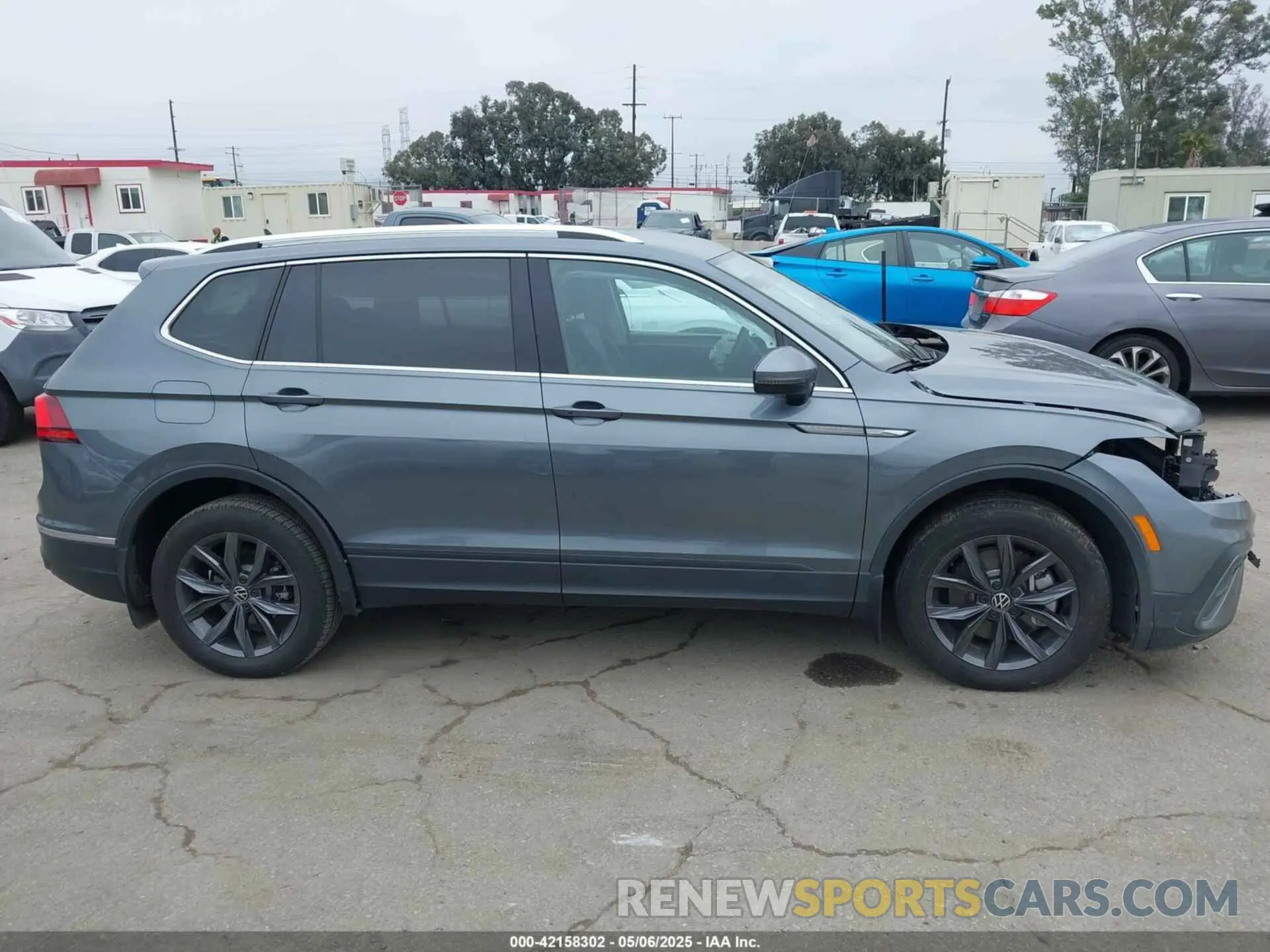 14 fotografías del automóvil dañado 3VV3B7AX0PM130980 VOLKSWAGEN TIGUAN 2023
