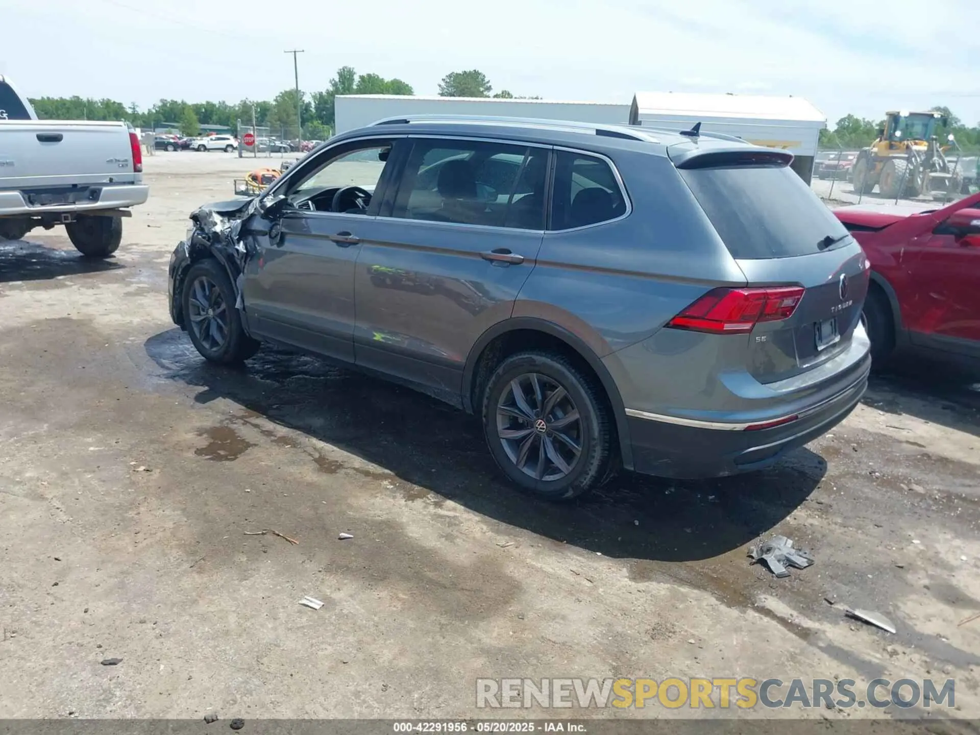3 fotografías del automóvil dañado 3VV3B7AX3PM118743 VOLKSWAGEN TIGUAN 2023