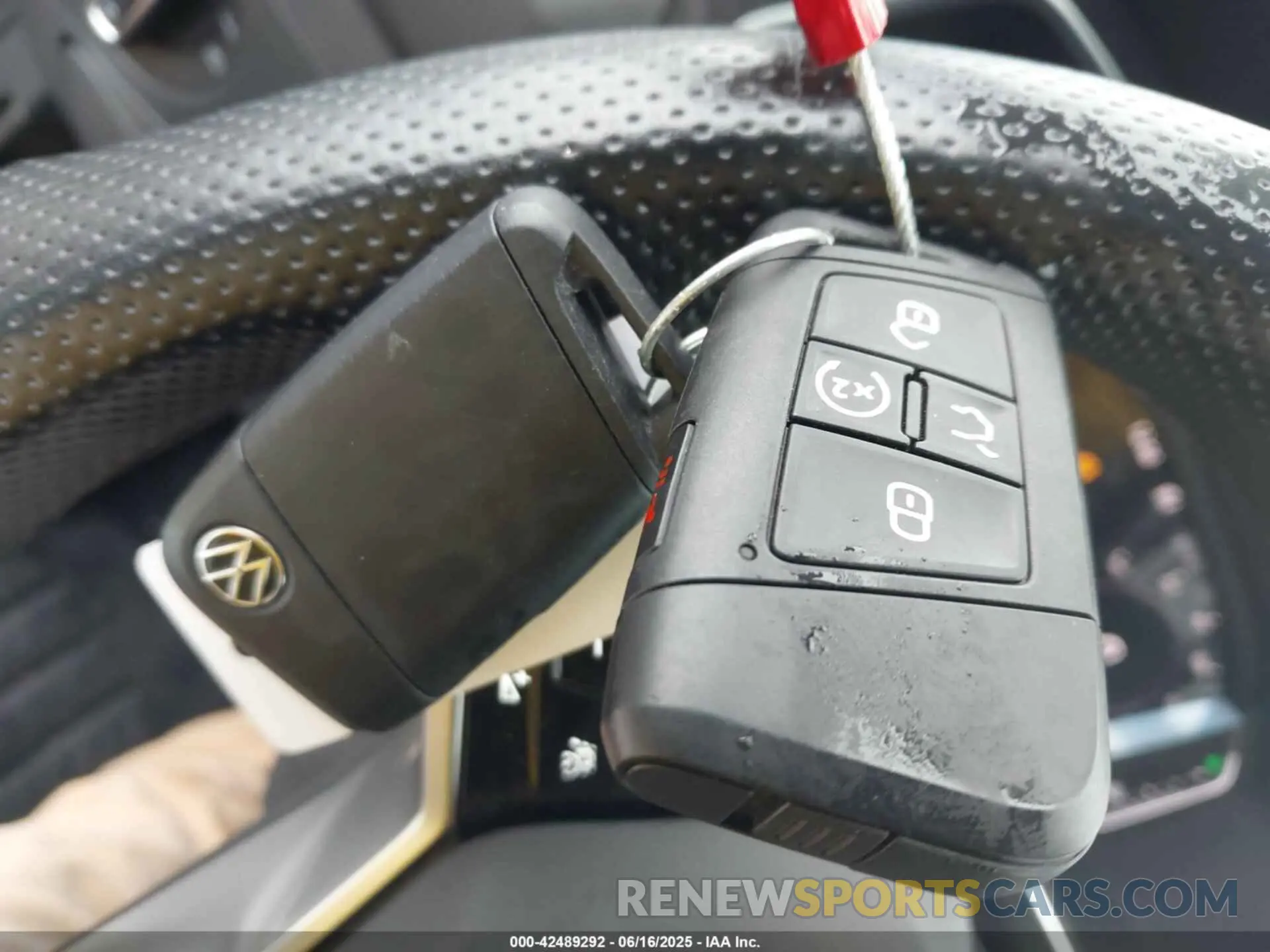 11 fotografías del automóvil dañado 3VV4B7AX5PM120501 VOLKSWAGEN TIGUAN 2023