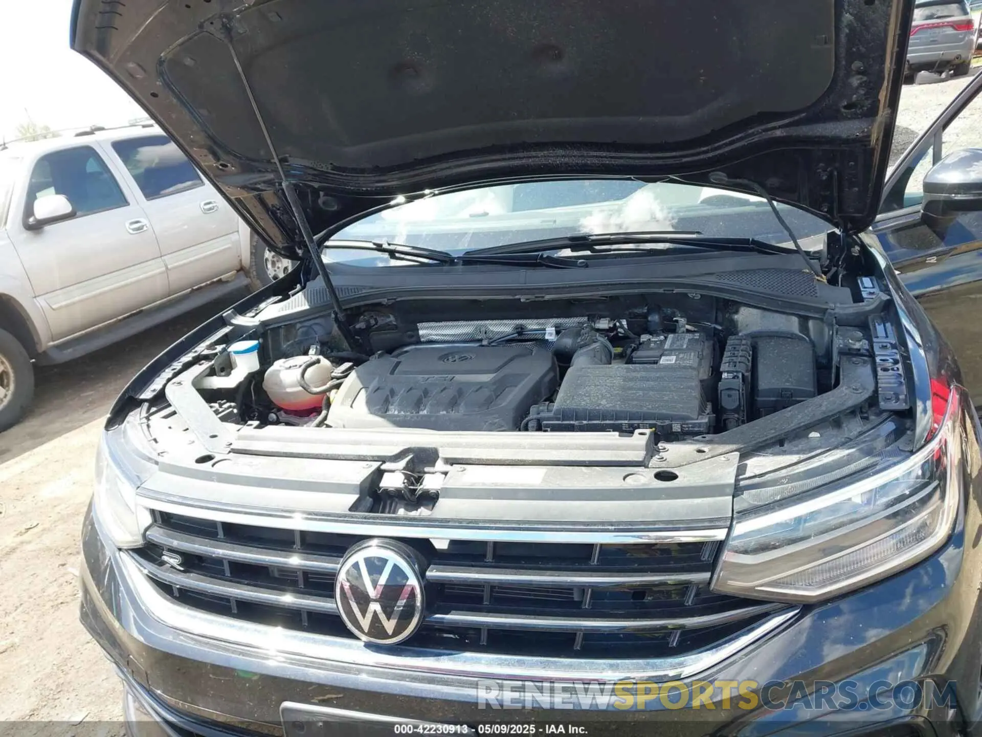 10 fotografías del automóvil dañado 3VV8B7AX1PM031316 VOLKSWAGEN TIGUAN 2023