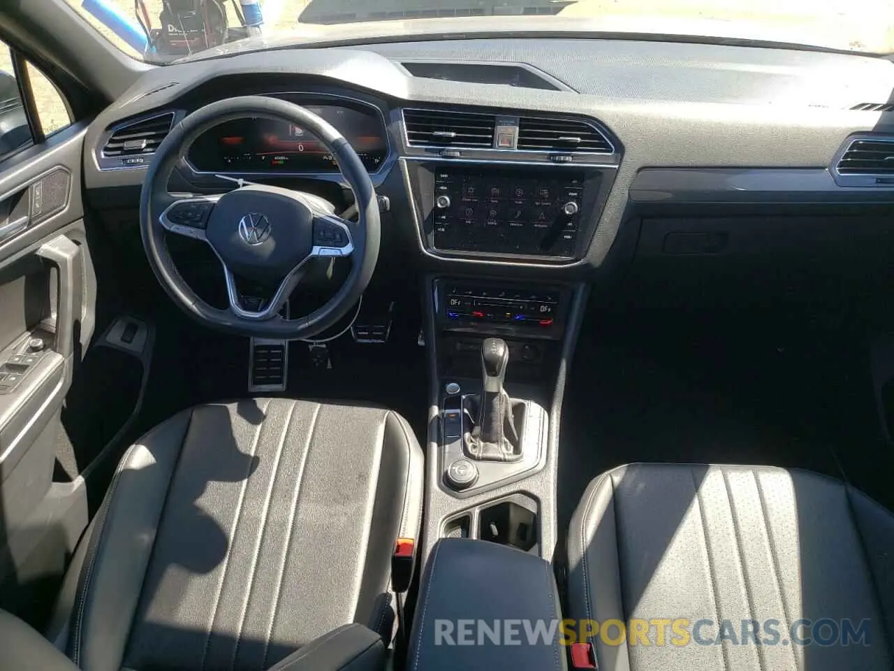 8 fotografías del automóvil dañado 3VV8B7AX3PM090643 VOLKSWAGEN TIGUAN 2023