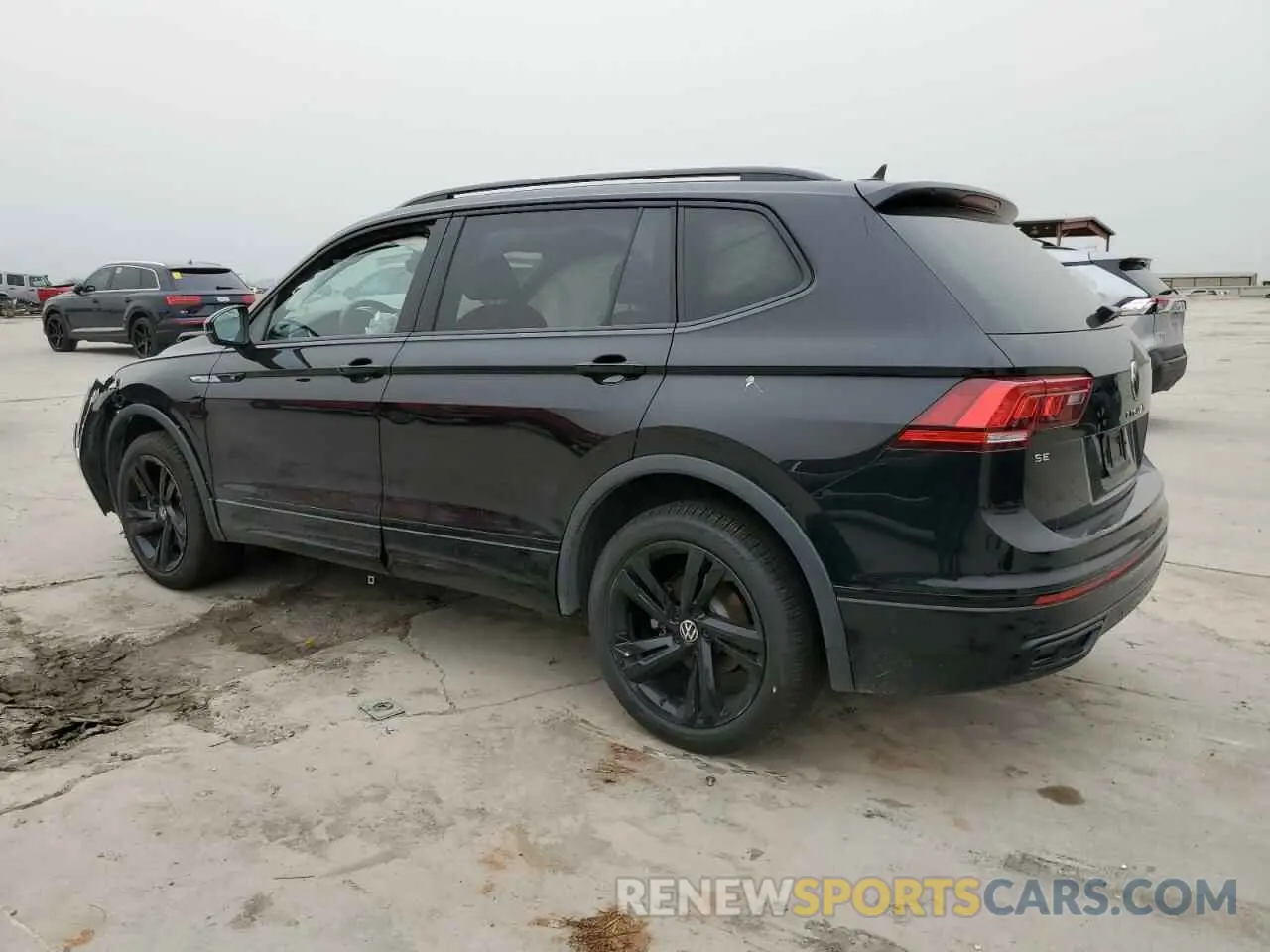 2 fotografías del automóvil dañado 3VVCB7AX0PM115167 VOLKSWAGEN TIGUAN 2023