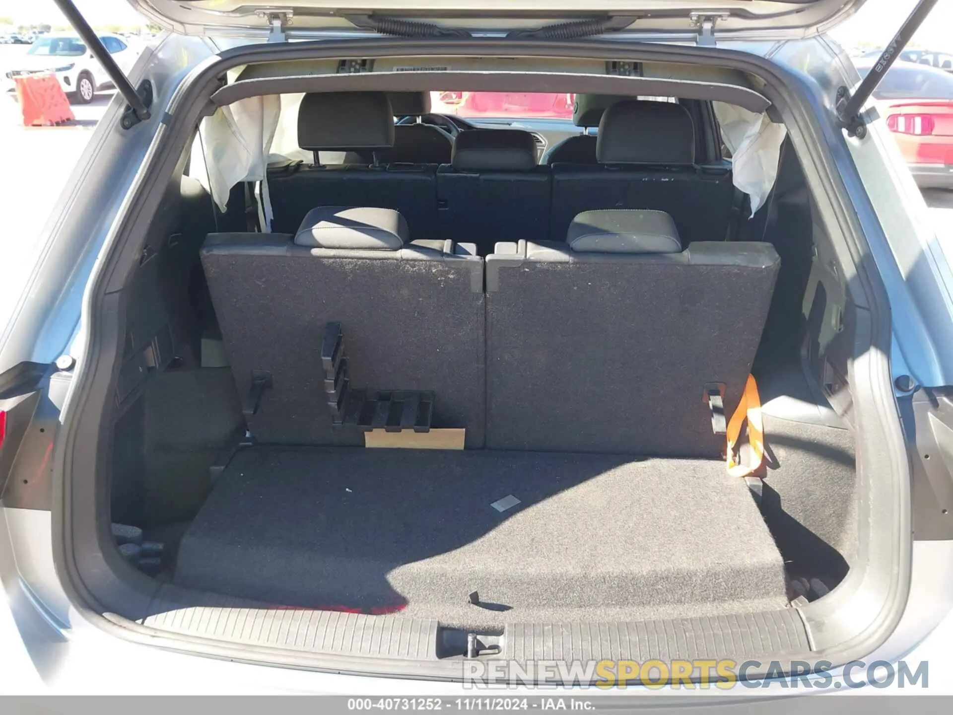 20 fotografías del automóvil dañado 3VVCB7AX7PM137019 VOLKSWAGEN TIGUAN 2023