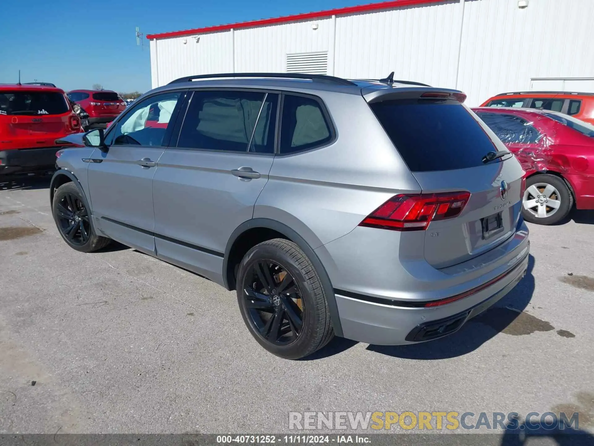 3 fotografías del automóvil dañado 3VVCB7AX7PM137019 VOLKSWAGEN TIGUAN 2023