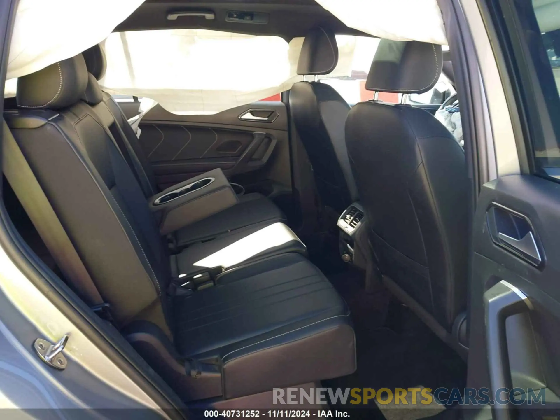 8 fotografías del automóvil dañado 3VVCB7AX7PM137019 VOLKSWAGEN TIGUAN 2023