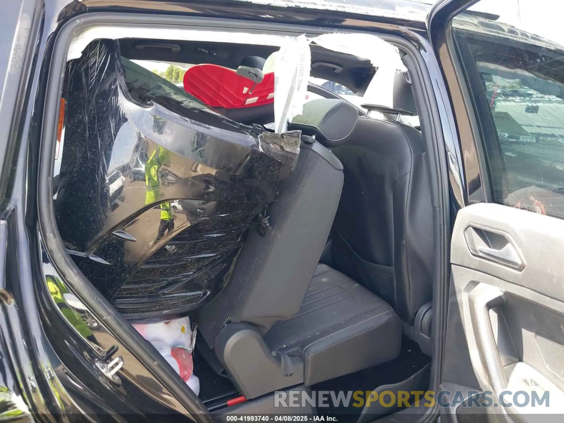 8 fotografías del automóvil dañado 3VVCB7AX9PM014564 VOLKSWAGEN TIGUAN 2023