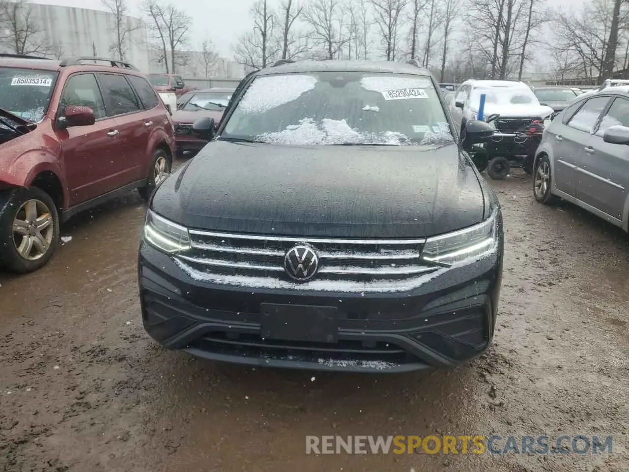 5 fotografías del automóvil dañado 3VVFB7AX3PM102667 VOLKSWAGEN TIGUAN 2023