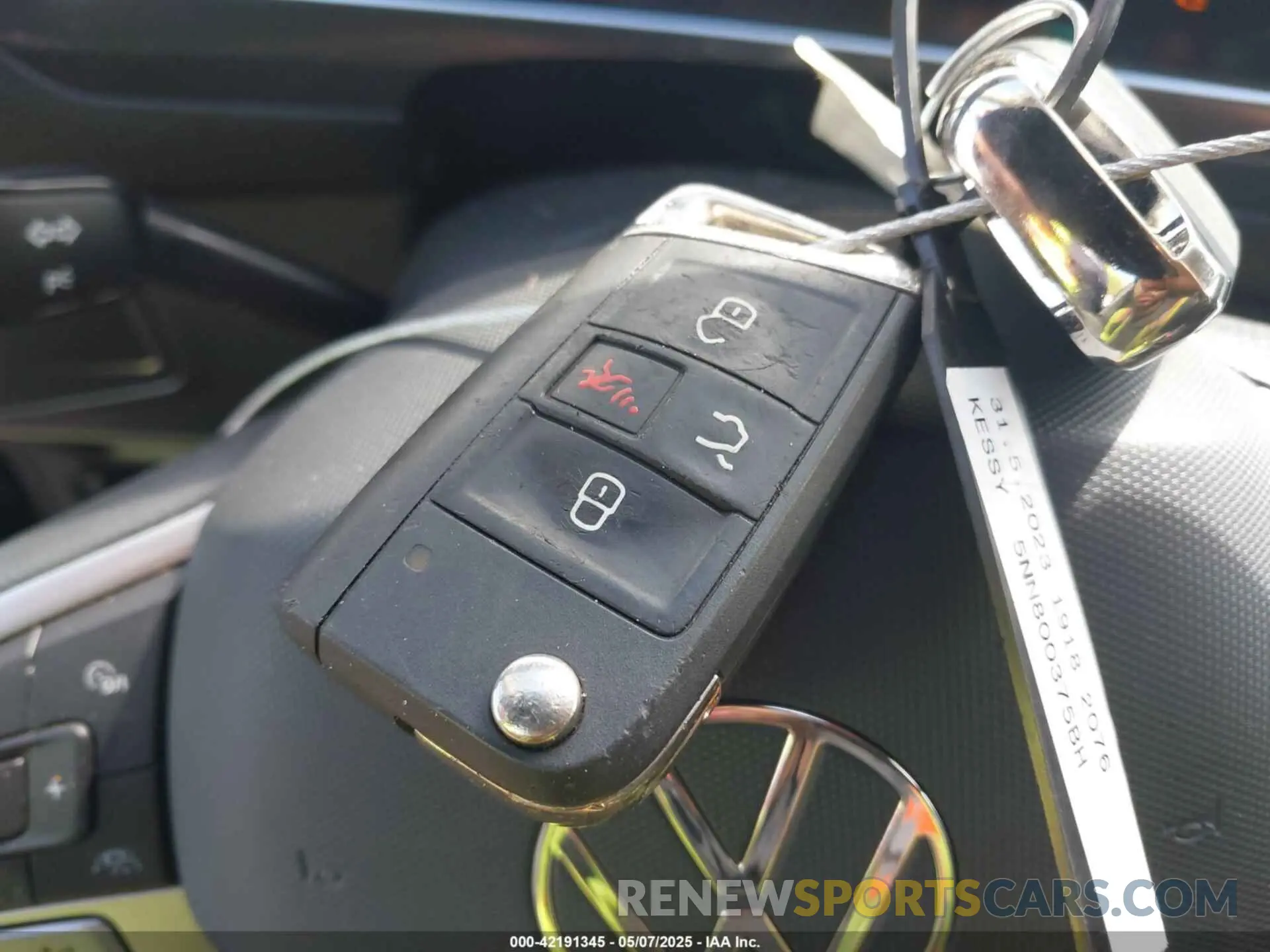 11 fotografías del automóvil dañado 3VVFB7AX3PM118612 VOLKSWAGEN TIGUAN 2023