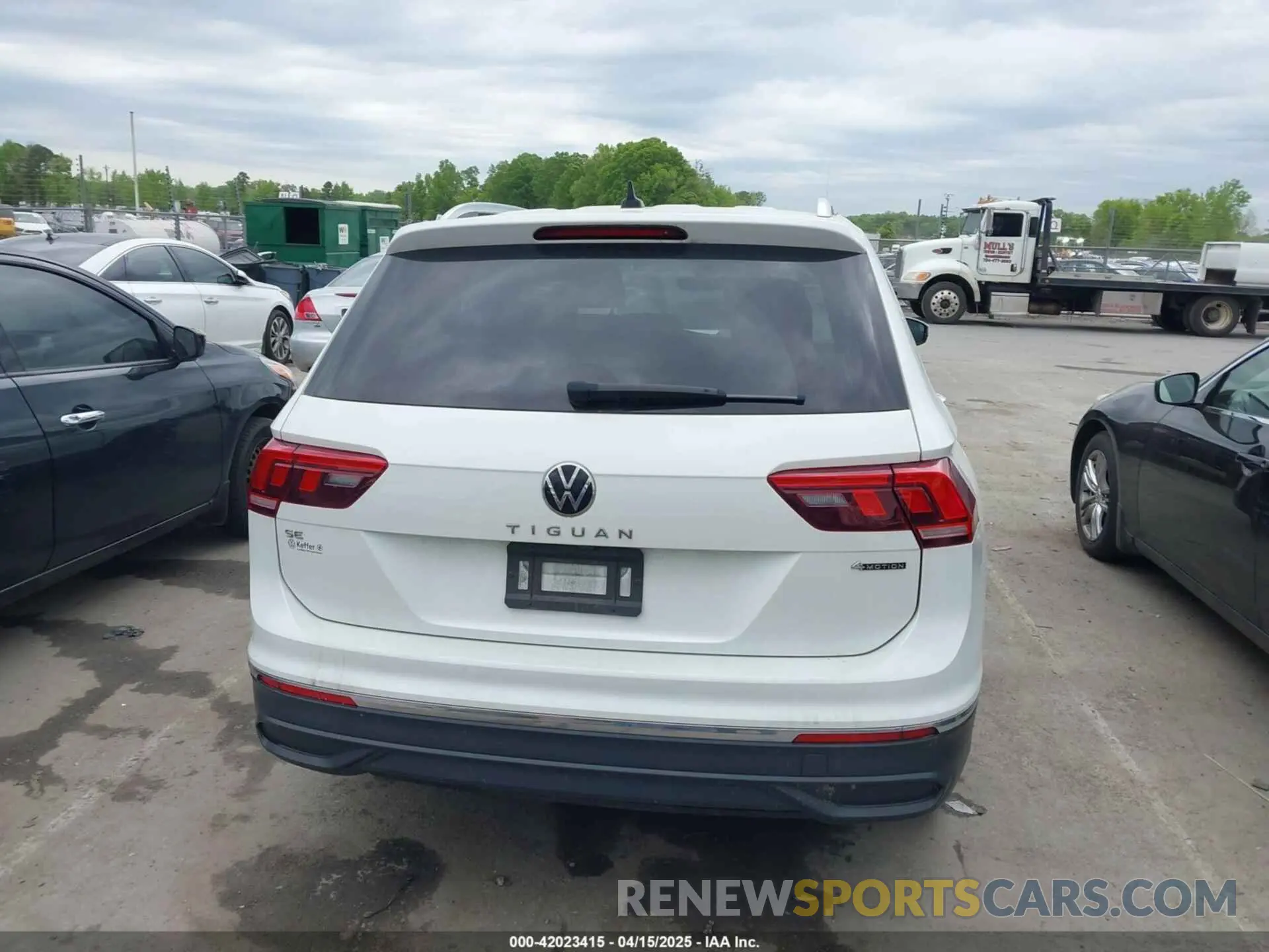 16 fotografías del automóvil dañado 3VVMB7AX0PM036876 VOLKSWAGEN TIGUAN 2023