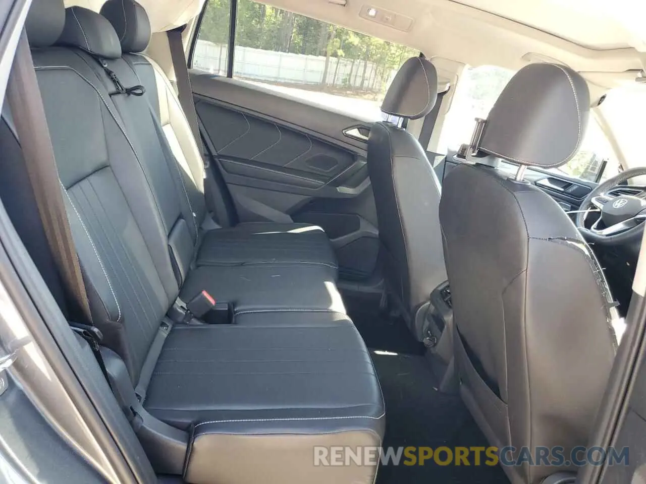 11 fotografías del automóvil dañado 3VVMB7AX1PM008200 VOLKSWAGEN TIGUAN 2023