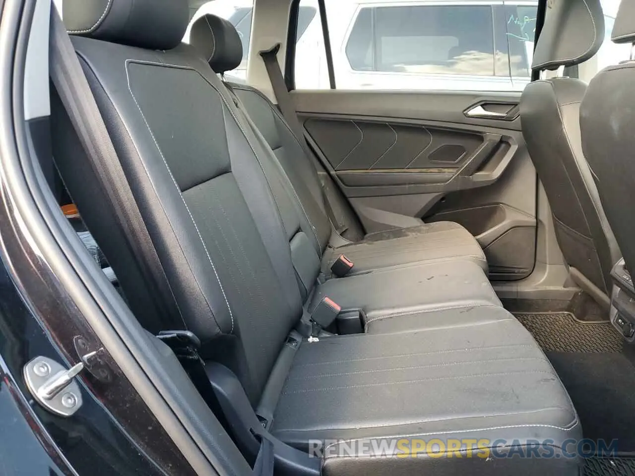 10 fotografías del automóvil dañado 3VVMB7AX9PM026718 VOLKSWAGEN TIGUAN 2023