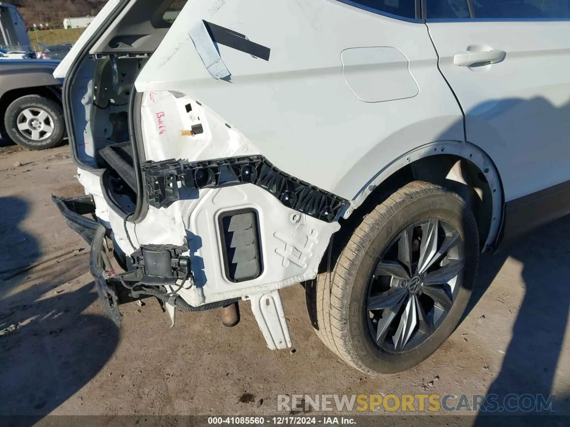 22 fotografías del automóvil dañado 3VVMB7AX9PM027609 VOLKSWAGEN TIGUAN 2023