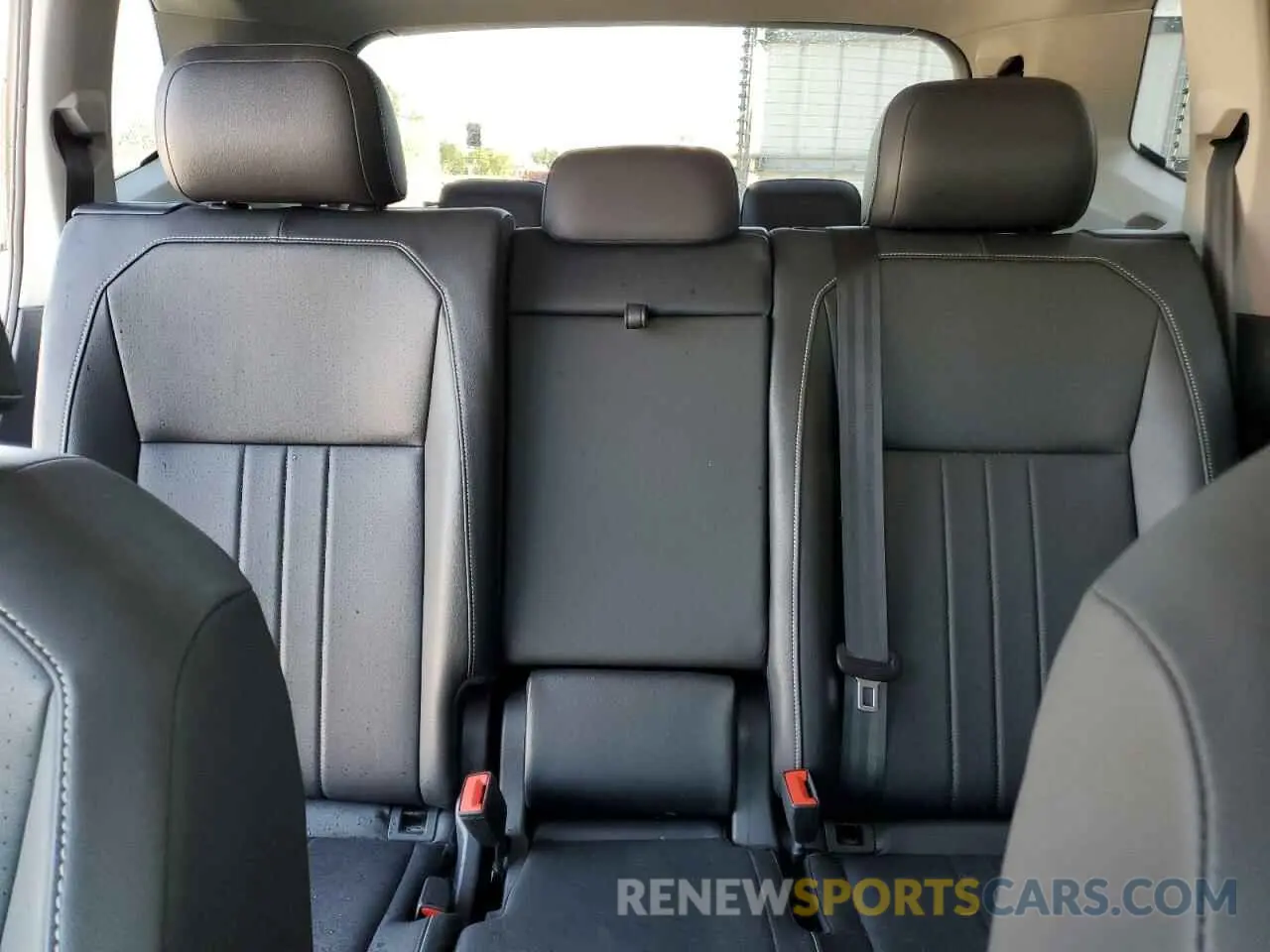 10 fotografías del automóvil dañado 3VVNB7AX3PM085428 VOLKSWAGEN TIGUAN 2023
