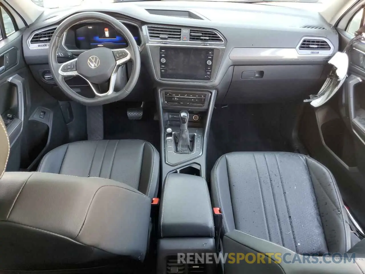 8 fotografías del automóvil dañado 3VVNB7AX3PM085428 VOLKSWAGEN TIGUAN 2023