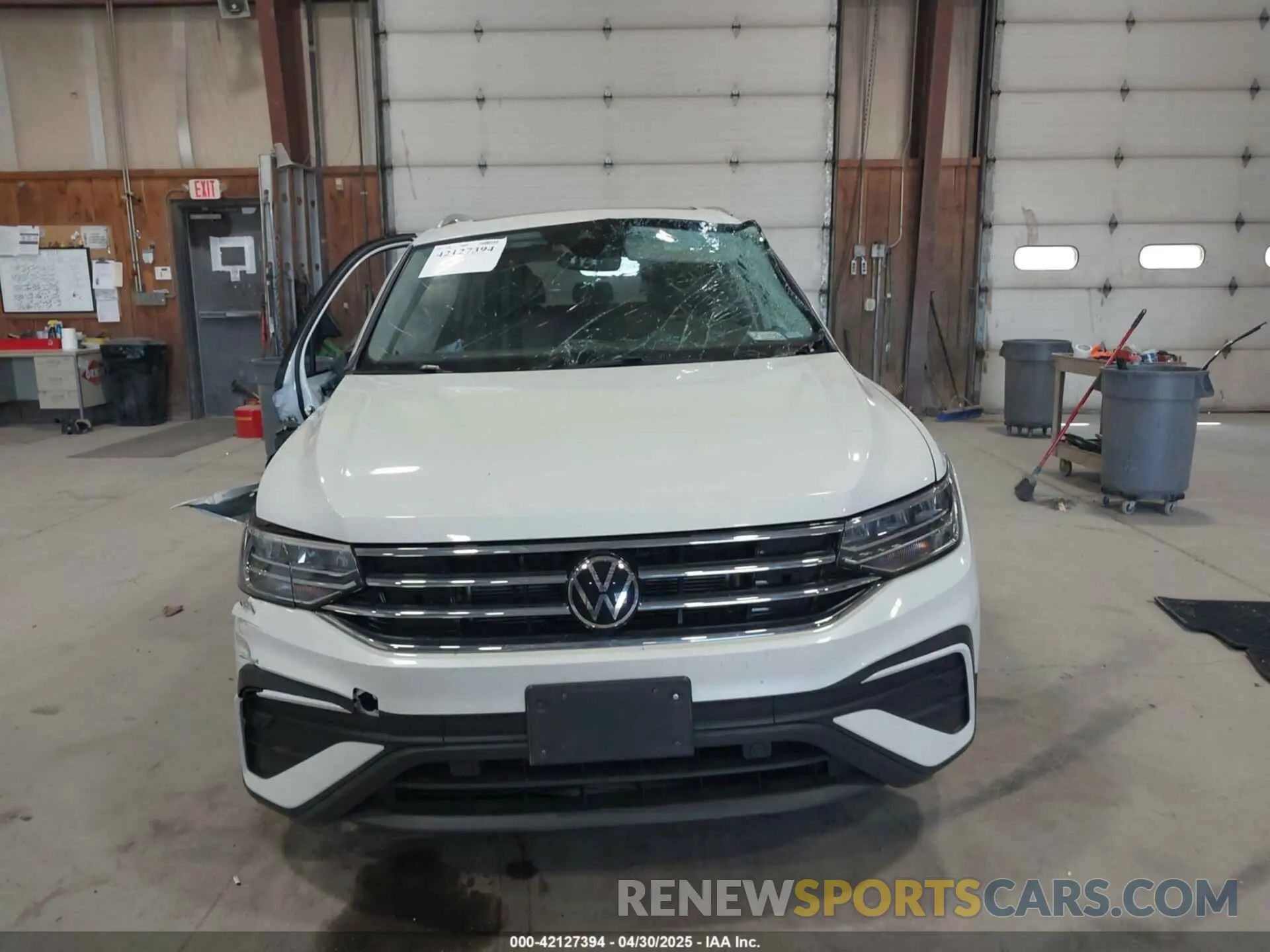 13 fotografías del automóvil dañado 3VVNB7AX5PM096138 VOLKSWAGEN TIGUAN 2023