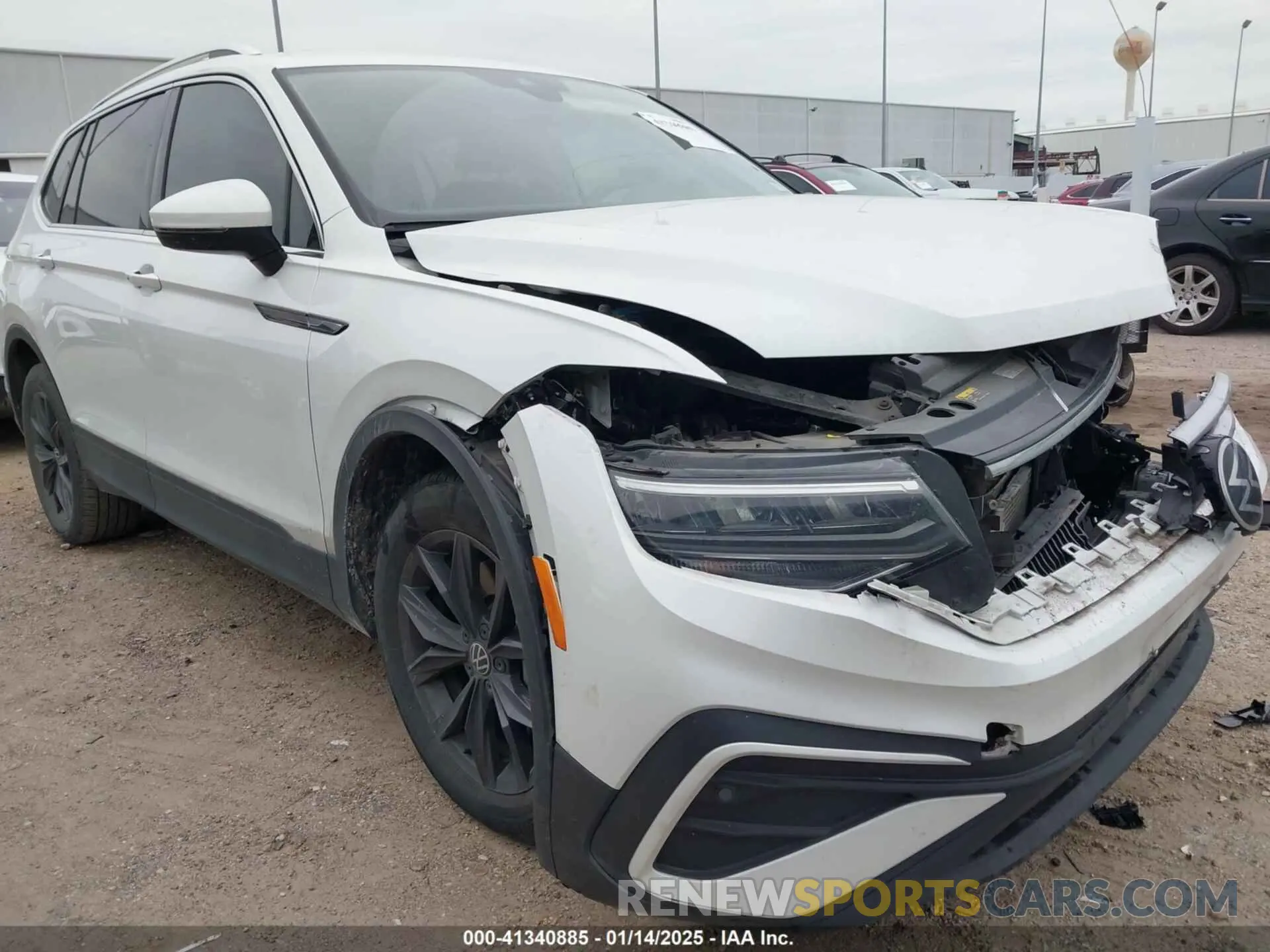 17 fotografías del automóvil dañado 3VVNB7AX8PM099759 VOLKSWAGEN TIGUAN 2023