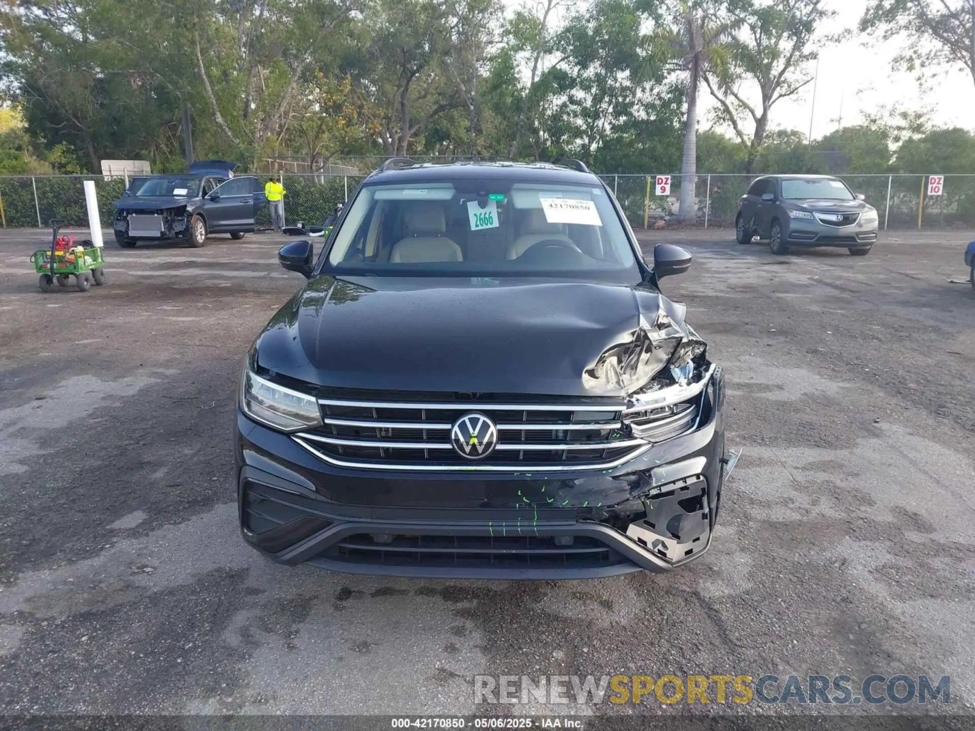 12 fotografías del automóvil dañado 3VVRB7AX1PM088491 VOLKSWAGEN TIGUAN 2023