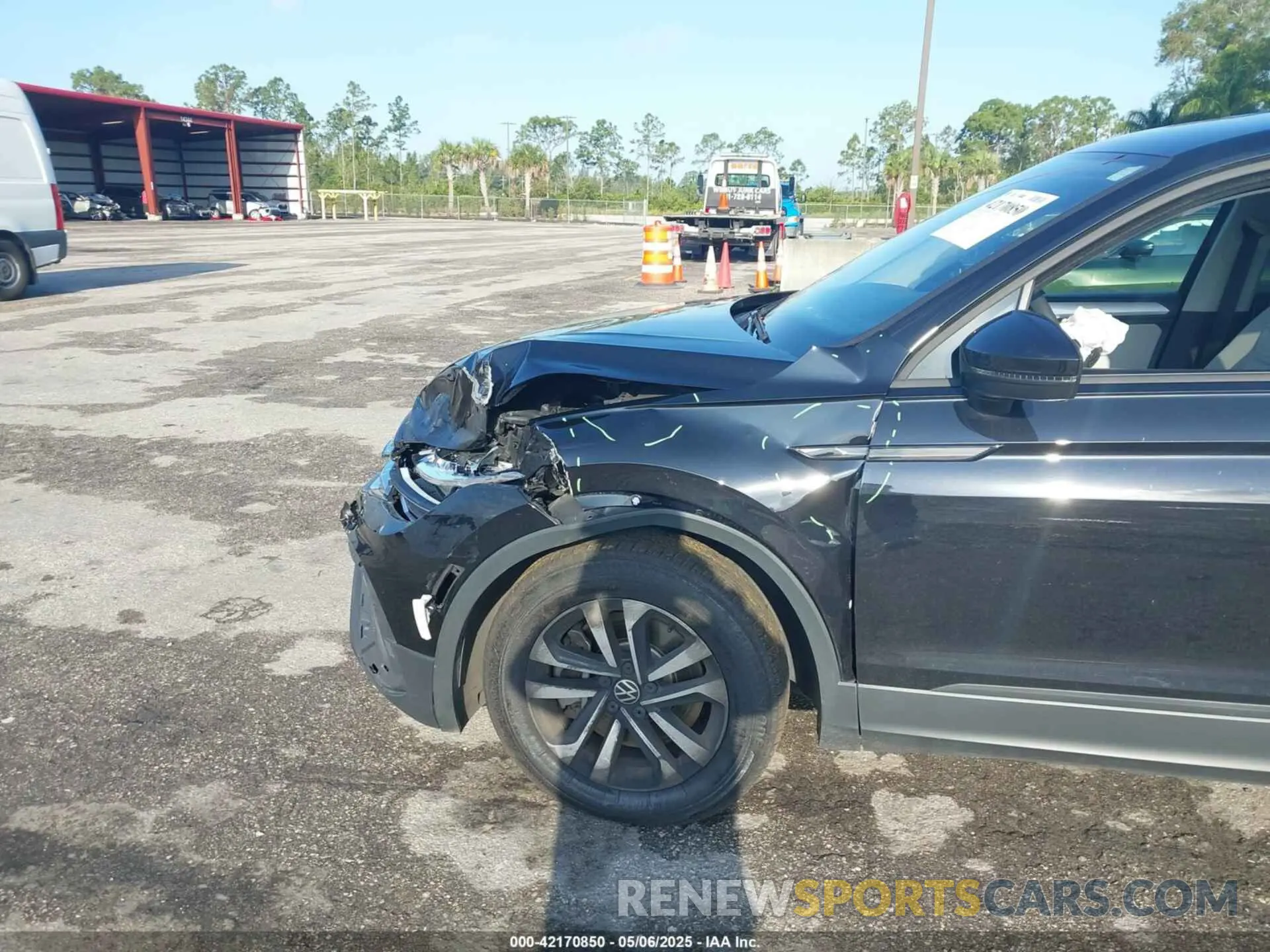 6 fotografías del automóvil dañado 3VVRB7AX1PM088491 VOLKSWAGEN TIGUAN 2023