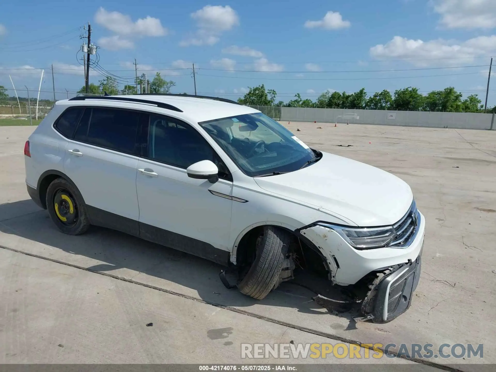 1 fotografías del automóvil dañado 3VVRB7AX1PM115138 VOLKSWAGEN TIGUAN 2023